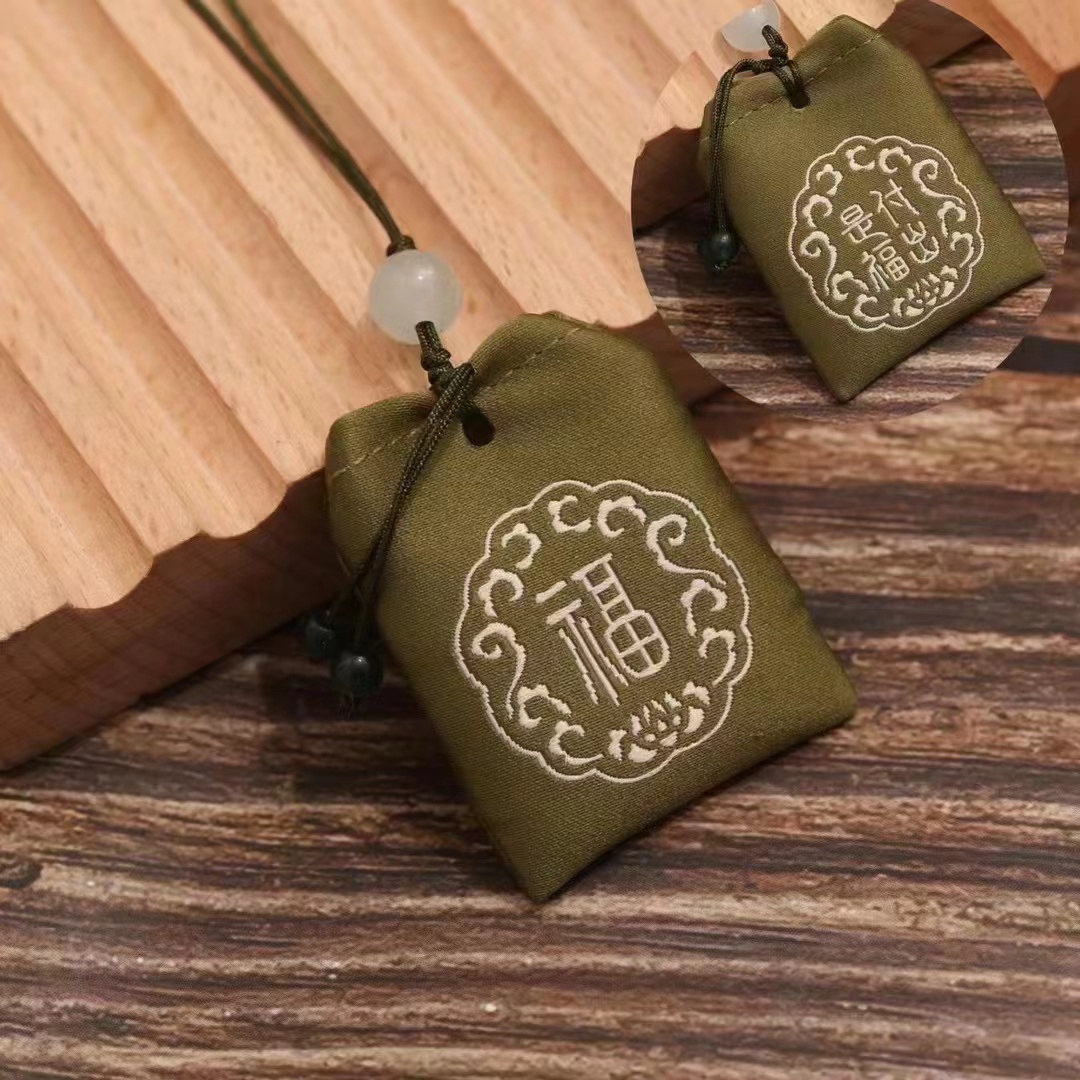 Blessing sachet, sachet, pendant, natural fragrance, long-lasting fragrance, mobile phone pendant, keychain, sachet, indoor decoration, car sachet, dehumidifying, deodorizing, refreshing and invigorating, bamboo charcoal aromatherapy bag, car deodorizing bag Item Picture