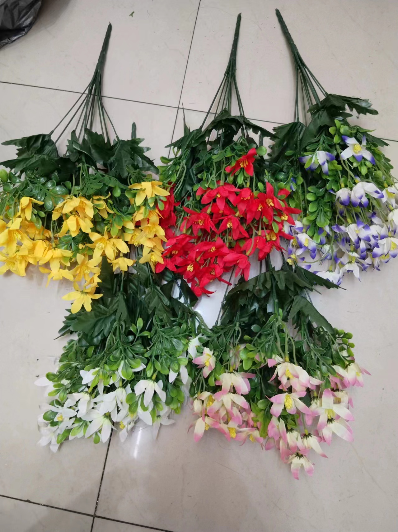 厂家直销12叉风信子假花仿真塑料花假花室内外装饰绢布假花长久保存可水洗玫瑰花