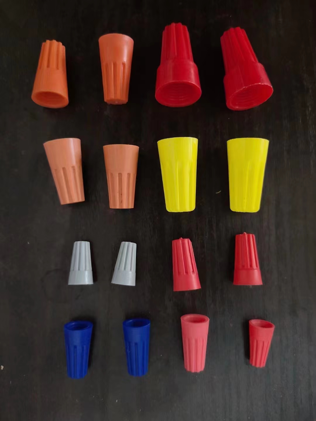 铜铝鼻子/接地电路接线端子/铜铝接线鼻子/发光电子配件/电线鼻子产品图