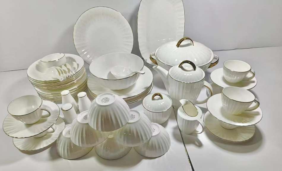 أدوات المائدة عظمية السيلادون Fine Bone، مجموعة المائدة Dinner Set، جودة عالية Specification image