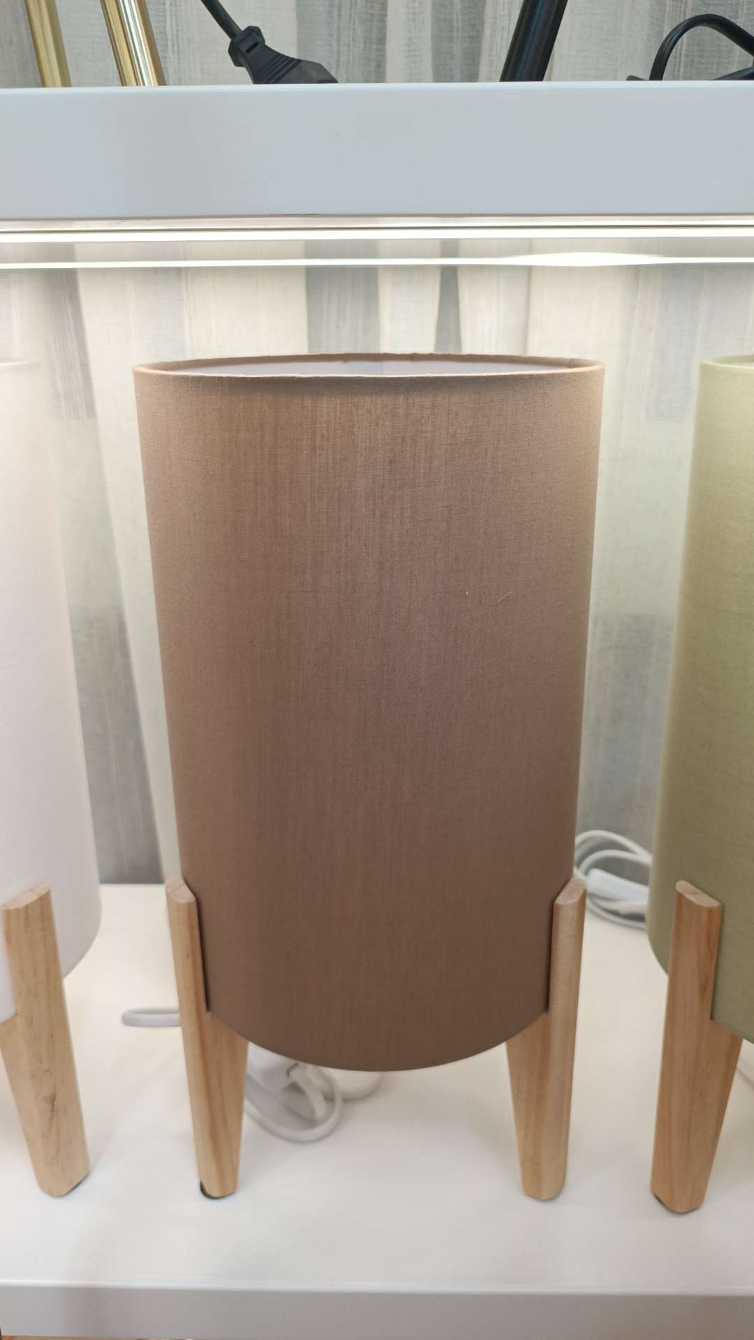 Chinese Style Simple Style Table Cloth Lamp Application Scenario
