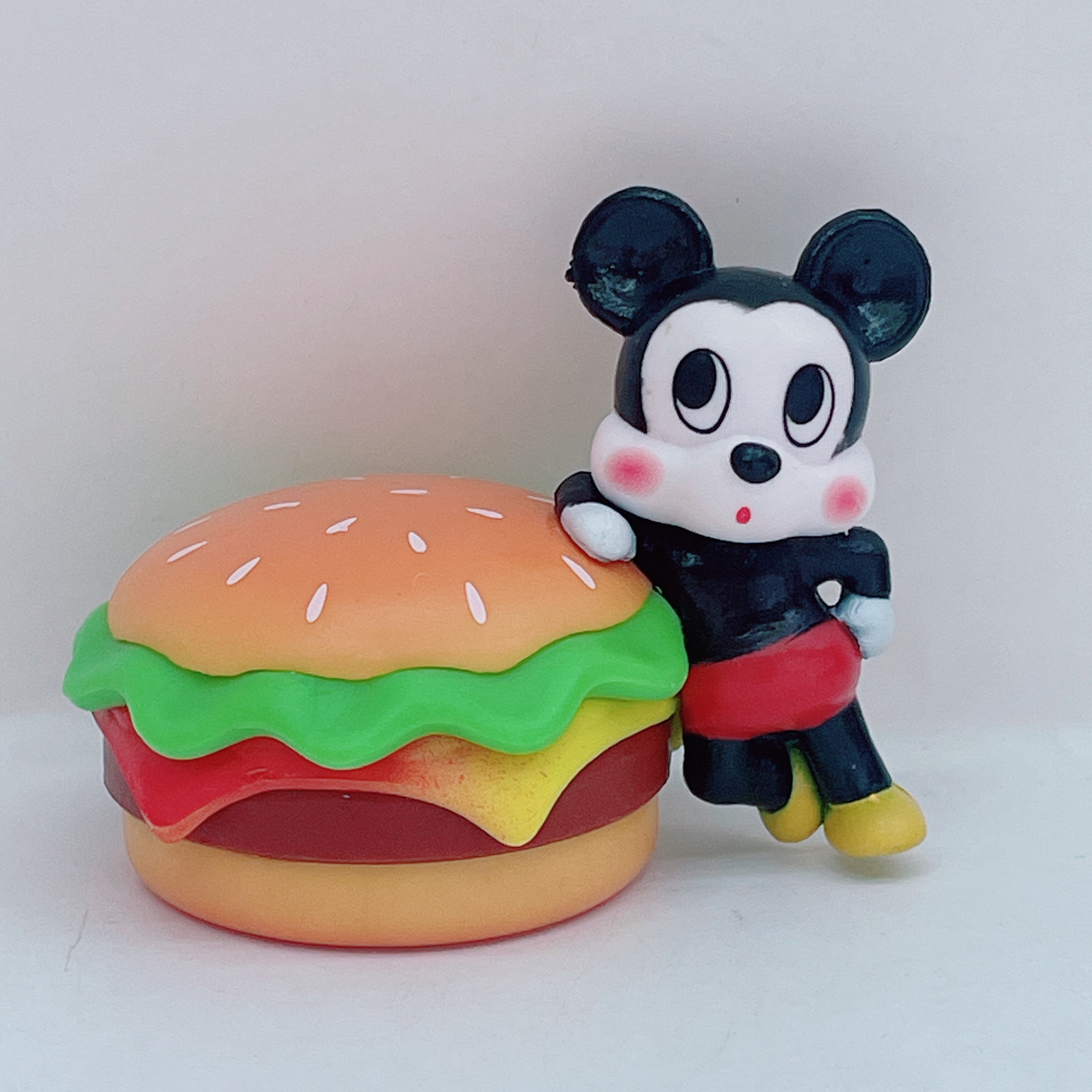 Wholesale of 8 delicious hamburger figurines, Mickey, Minnie, Burger King, Party Baby toys, car cake ornaments pic 6