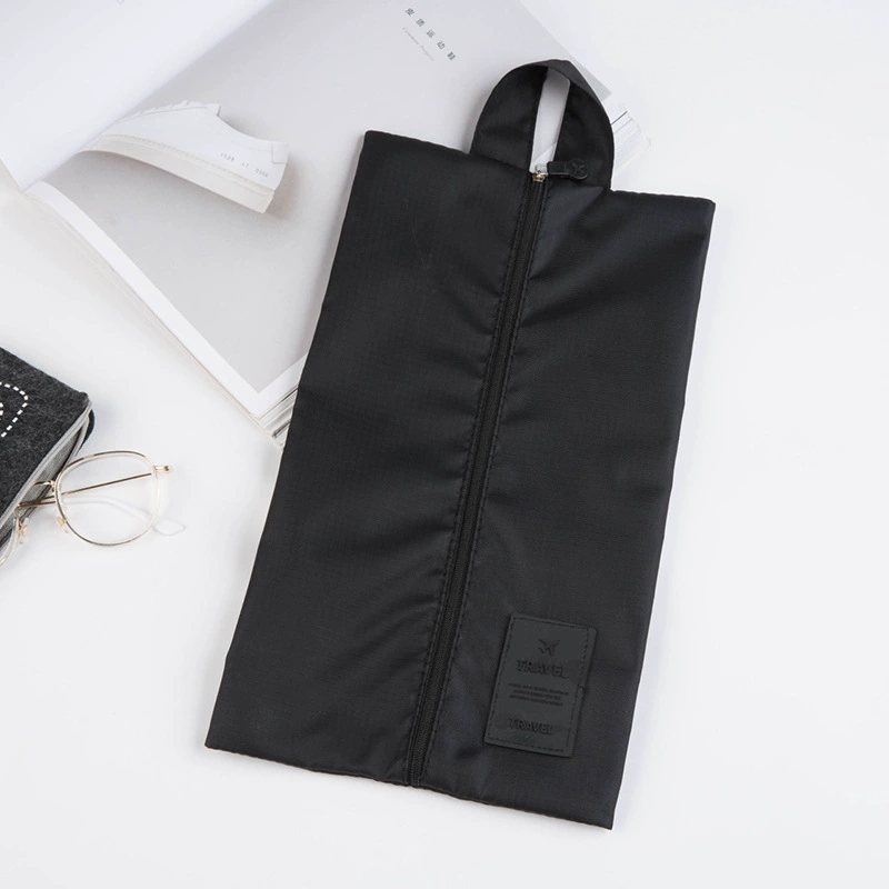 Portable shoe storage bags, dust-proof and stain-proof sports shoes storage bags, toy and cosmetics storage bags, hand-held travel shoes and bags Application Scenario