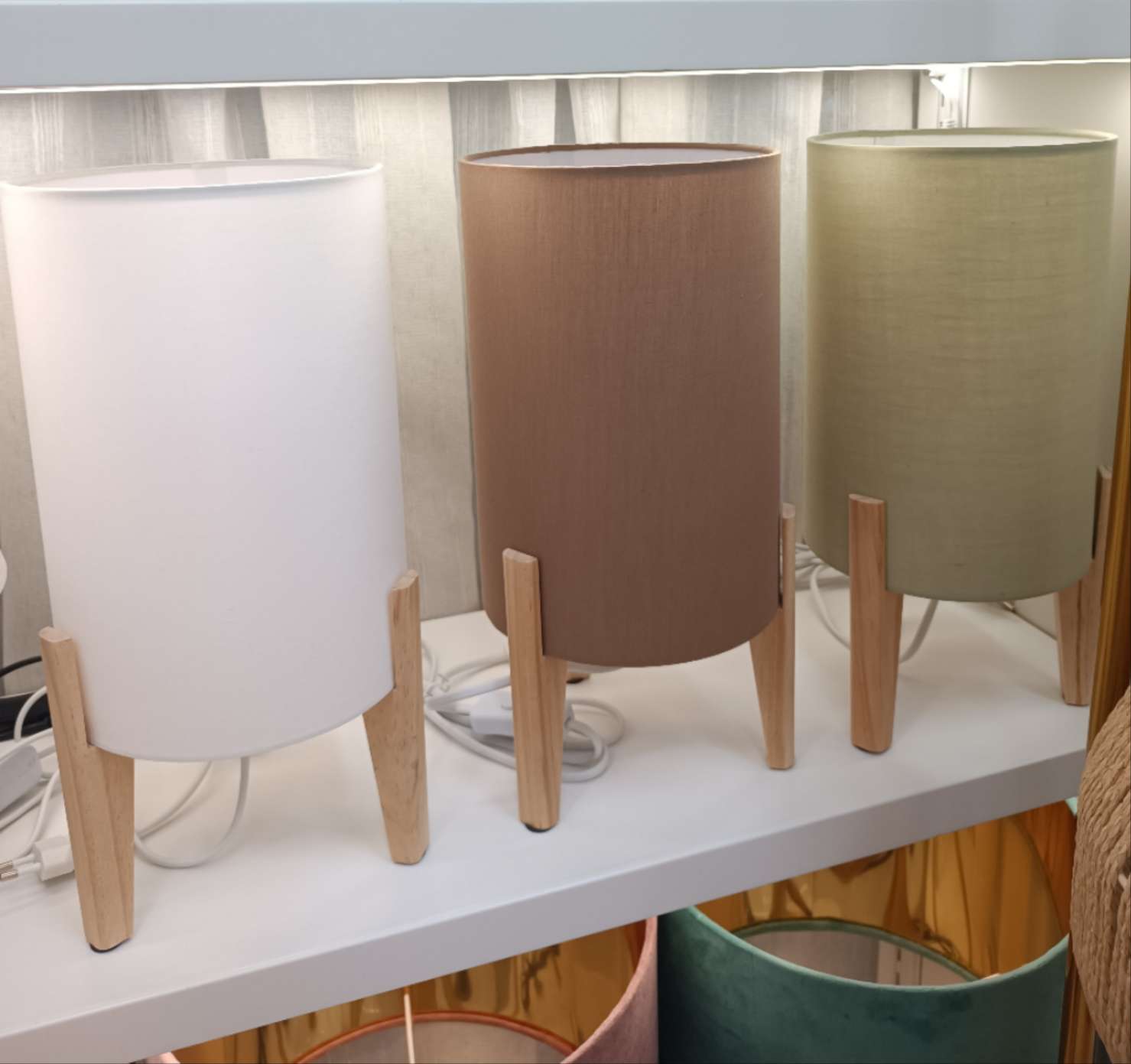 Chinese Style Simple Style Table Cloth Lamp Item Picture