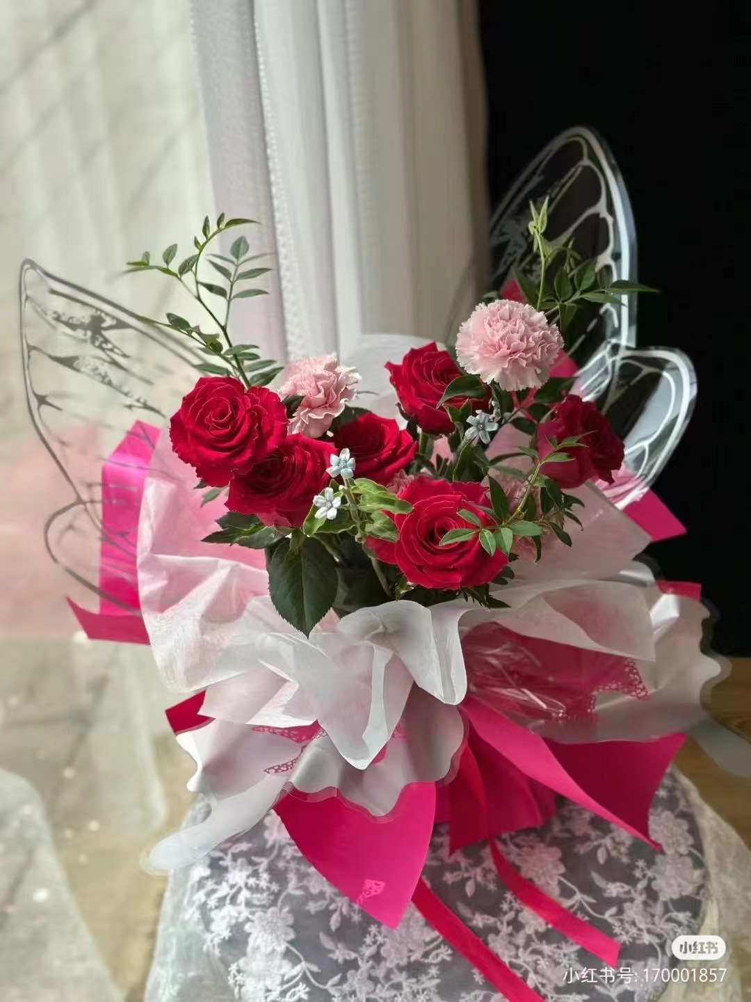 蝴蝶鲜花包装纸 鲜花包装纸 花艺纸包装纸