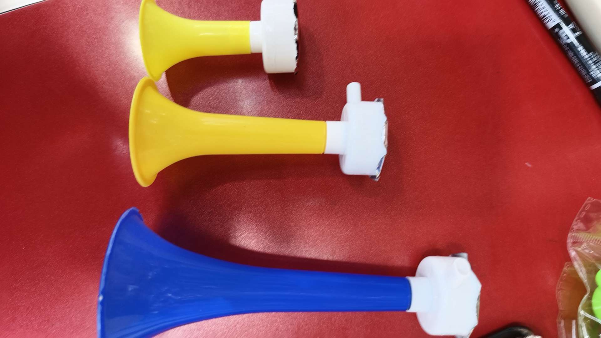 小喇叭迷你伸缩喇叭塑料玩具生日派对啦啦队助威道具产品图