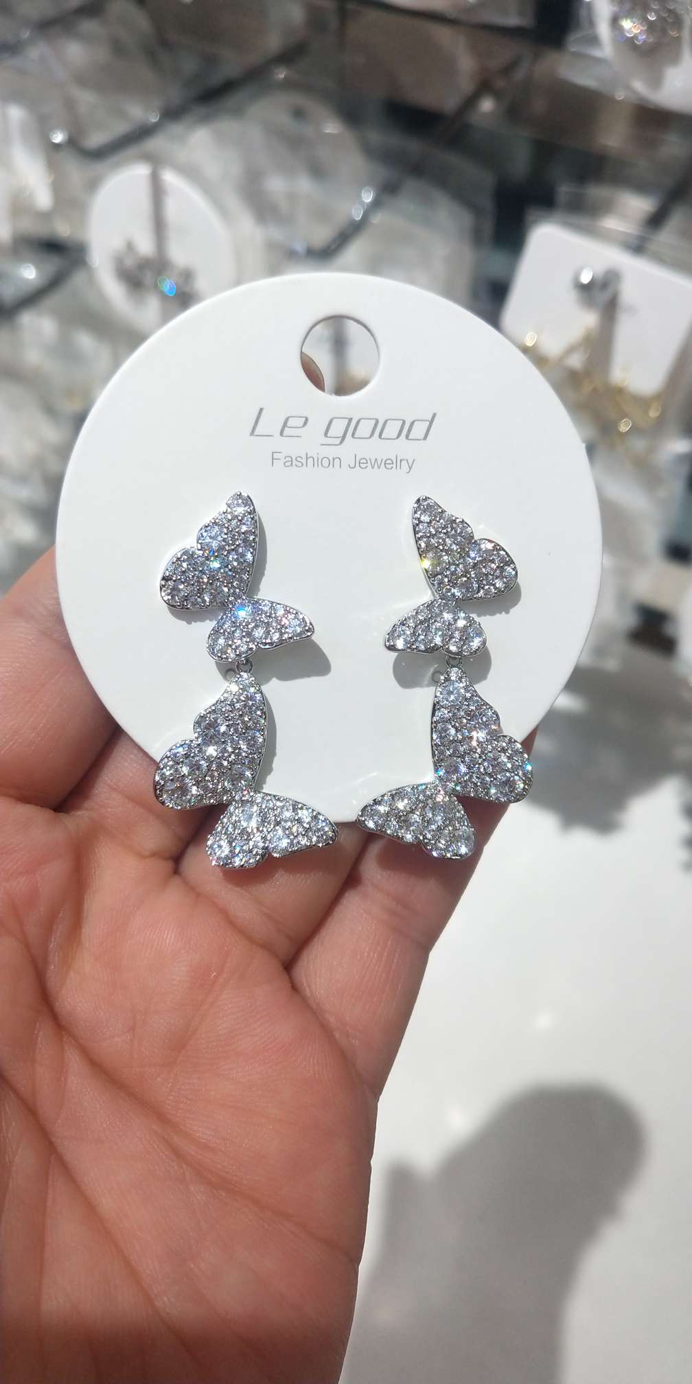 Zircon, earrings details Picture