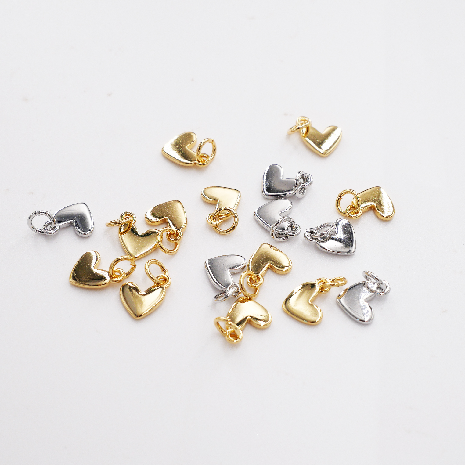 DIY饰品配件保色18K金色铜真金电镀爱心吊坠手链项链首饰挂件