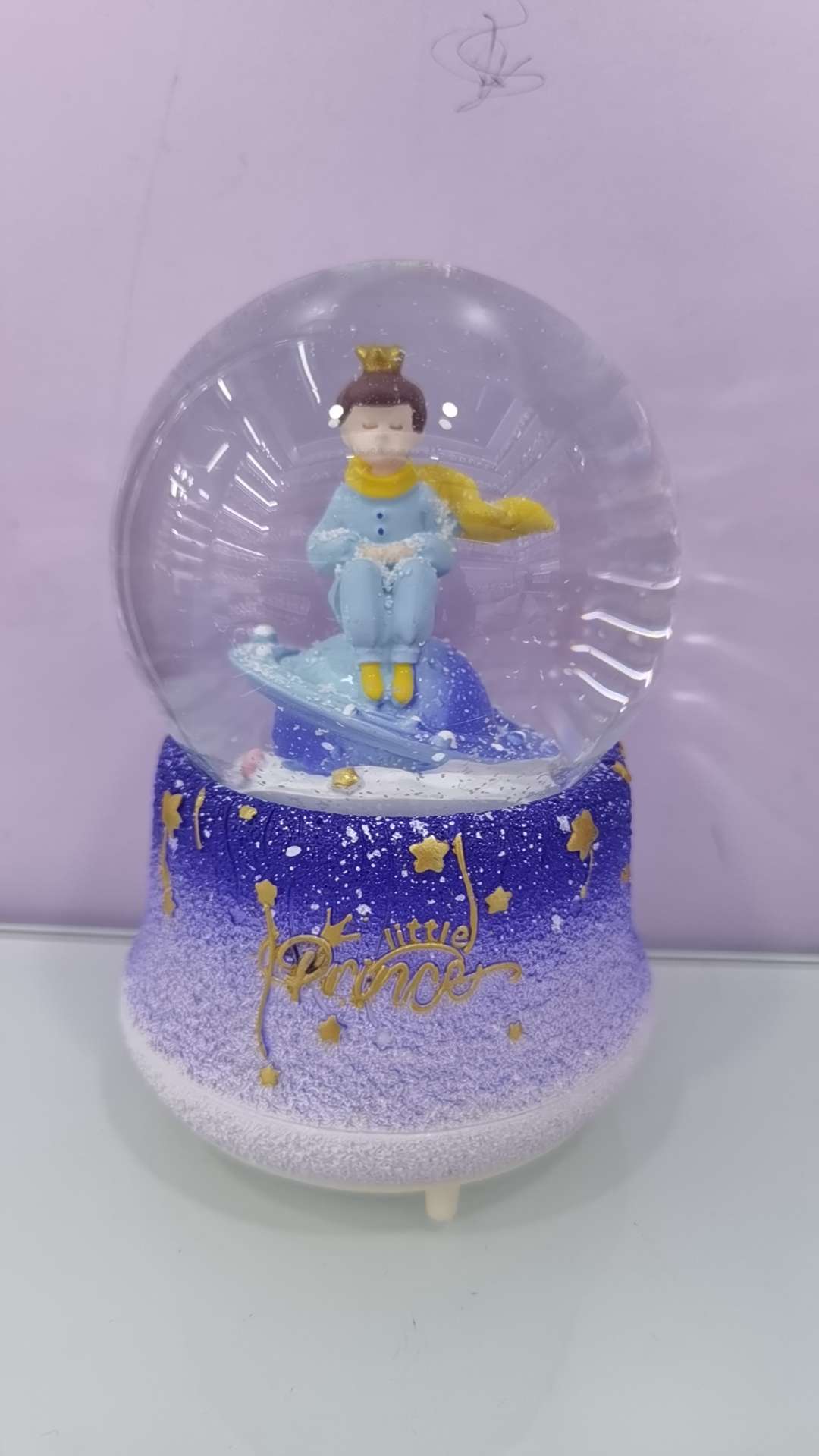 树脂玻璃工艺品水晶球飘雪的厂家直销店，情人节礼物，卡通人物，欢迎大家来采购。琉璃灯详情图20