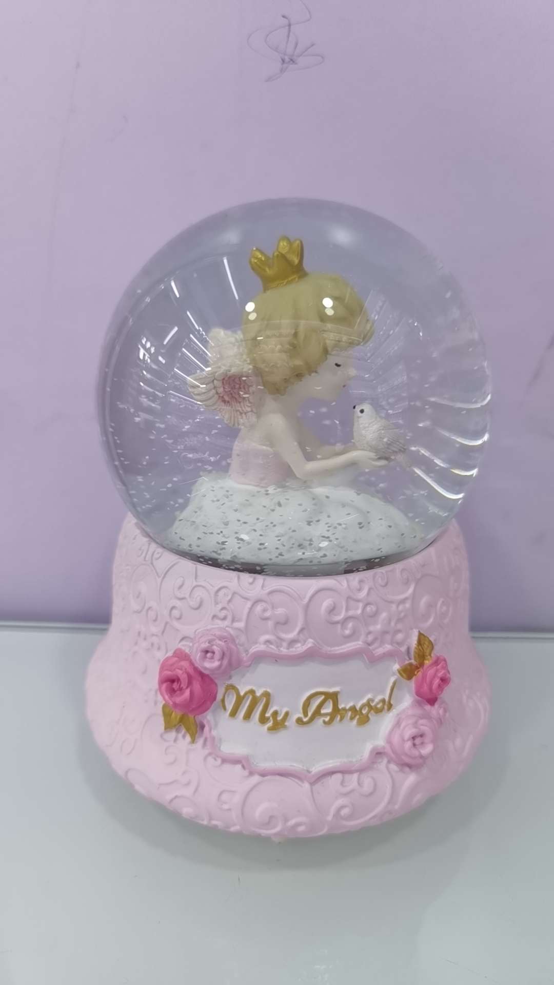 树脂玻璃工艺品水晶球飘雪的厂家直销店，情人节礼物，卡通人物，欢迎大家来采购。琉璃灯详情图18