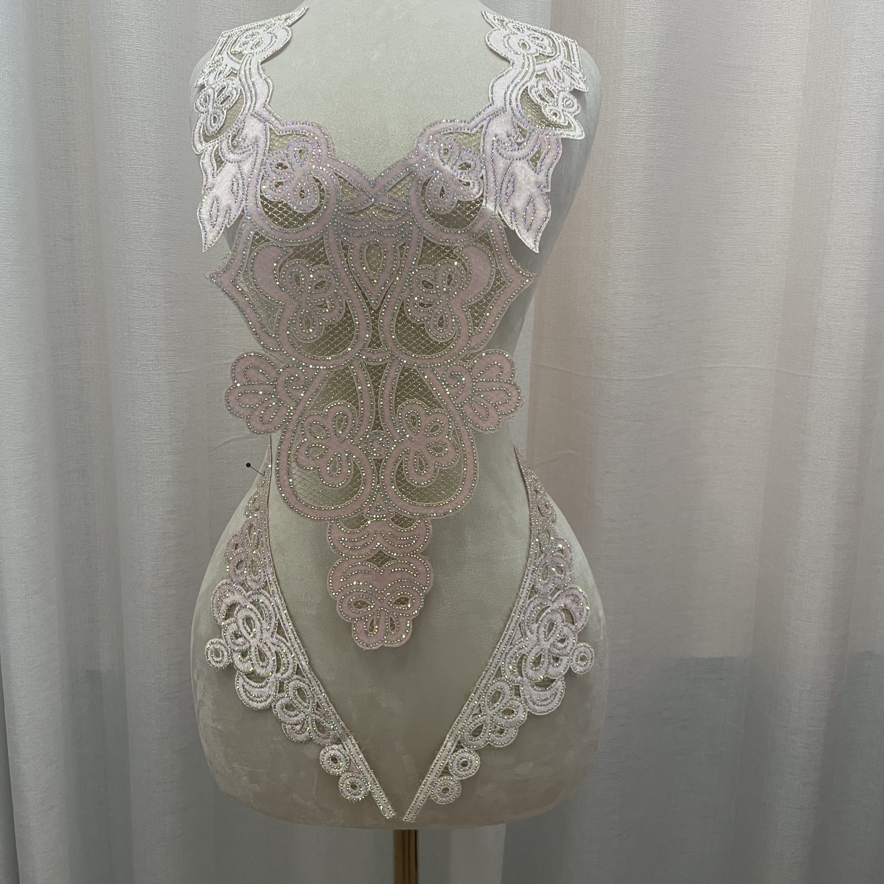 Factory direct sales of new styles of collar embroidery, mesh fabric, chest sequins and beaded embroidery. DIY supply of women's clothing accessories Application Scenario