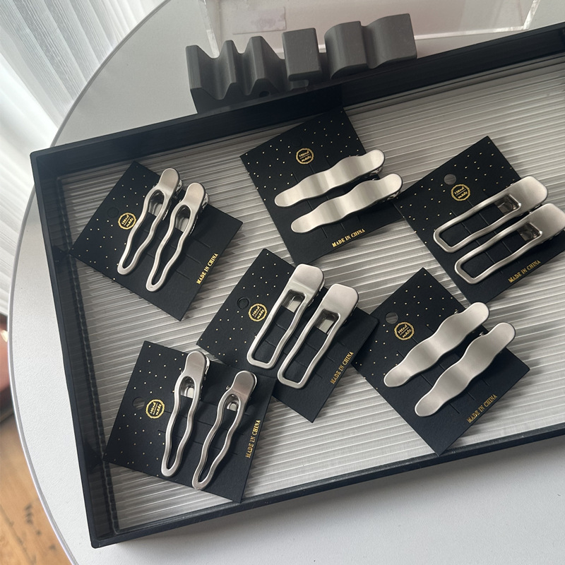 Creative accessories, exquisite hair clips, headwear, hair clips, and grab clips, all designed in one piece. Elegant hair accessories for ladies Specification image