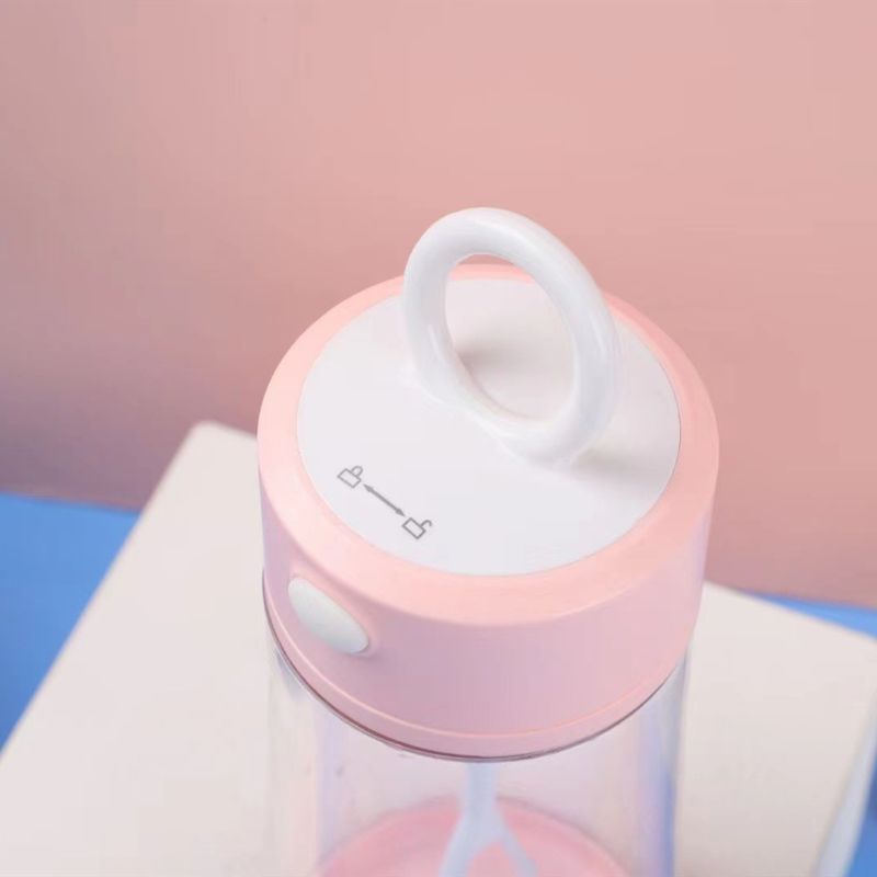Automatic stirring cup, coffee cup, sports water cup, portable fitness milkshake, electric shaker cup, lazy person's cup, separate cleaning Application Scenario