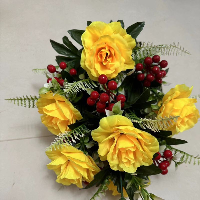 Jianying Flower Shop researches, develops, produces and sells 9-head 8-layer lilacs. 12334534