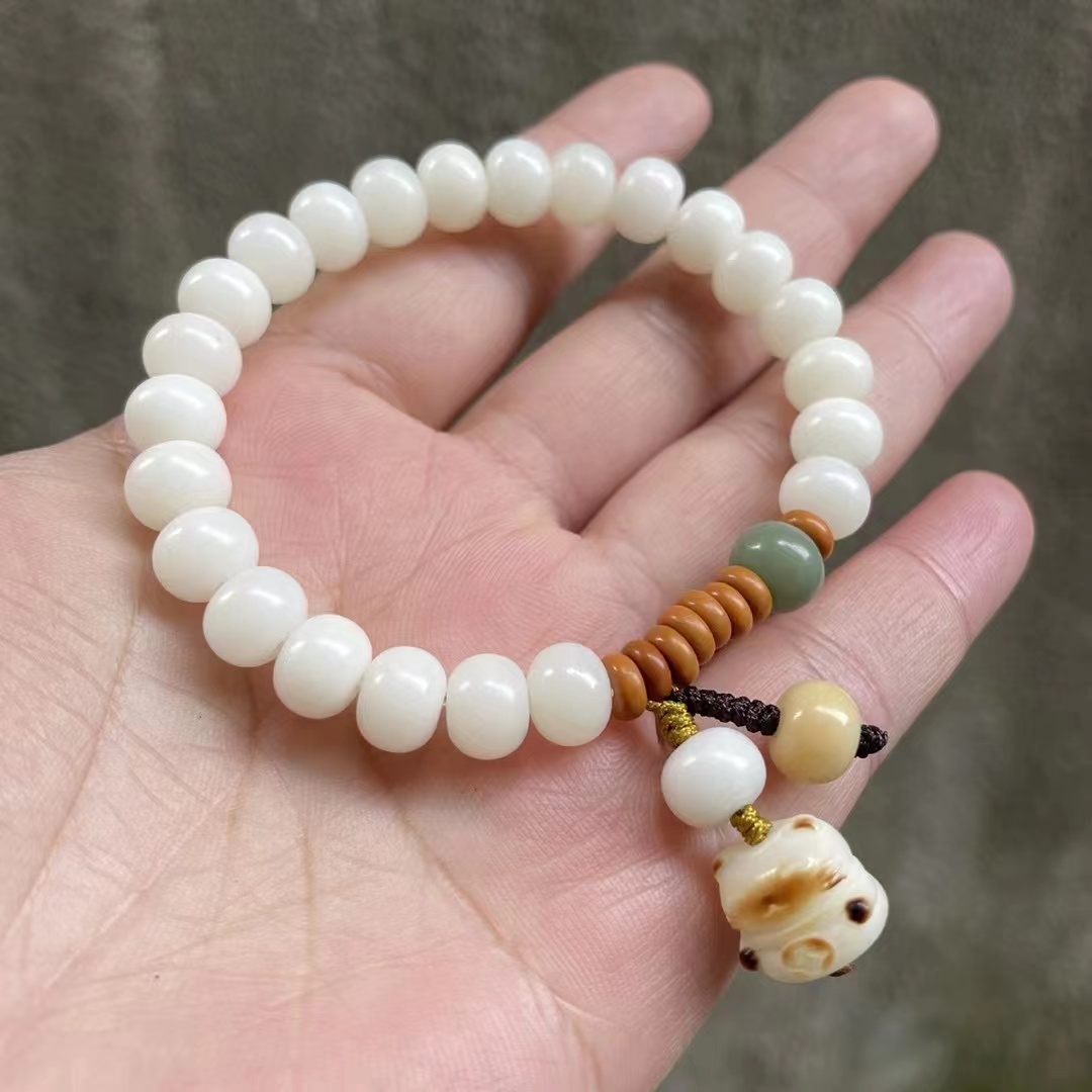 Natural white jade Bodhi cultural play bracelets, charcoal-burned cat claws, cat pendants, Buddhist prayer beads bracelets, men's and women's hand-held bracelets, factory wholesale Specification image