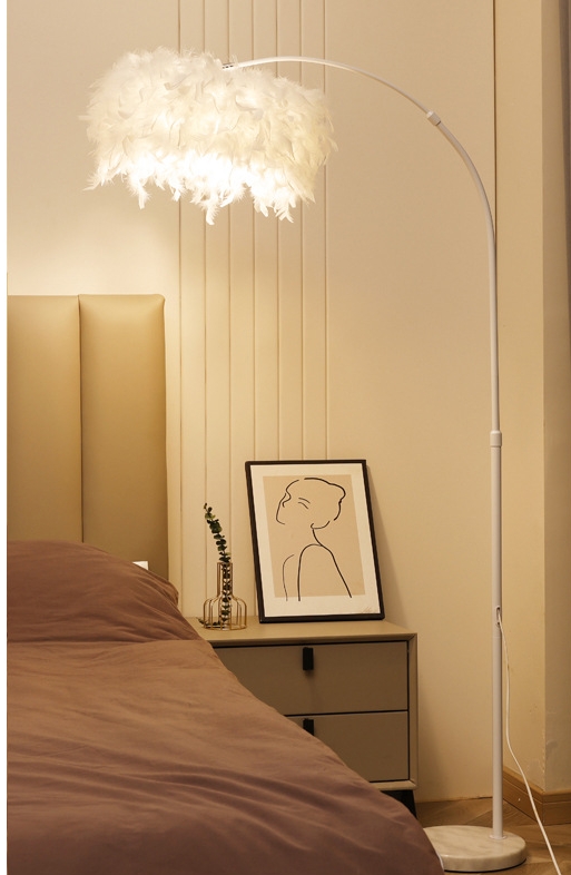 Ins Modern Wind Feather Floor Lamp Interior Decoration Table Lamp Three Stand Iron Art Lamp Cream Wind Bend Pole Marble Coffee Table Floor Lamp Application Scenario