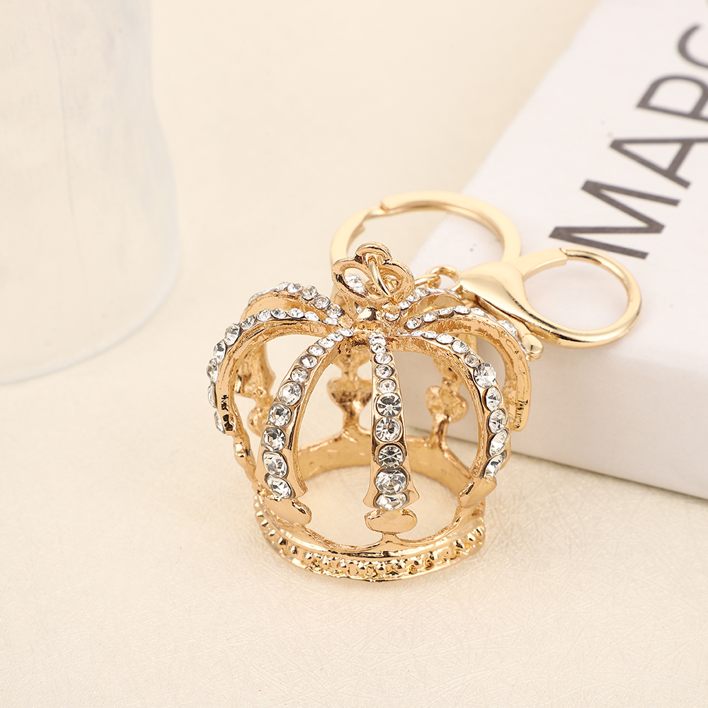 Diamond-encrusted crown car keychain, metal cute women's bag pendant, keychain creative gift Specification image