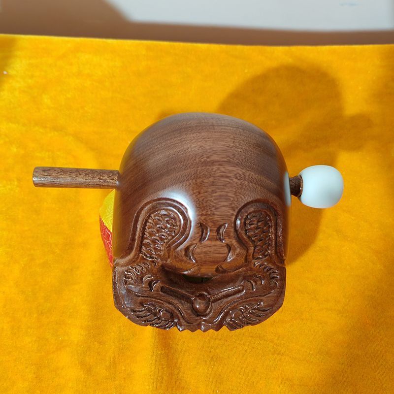 Taiwanese rosewood wooden fish, lay Taoist and Buddhist wooden fish, rosewood wooden fish, old-fashioned wooden fish ritual implements, solid wood small wooden fish Application Scenario