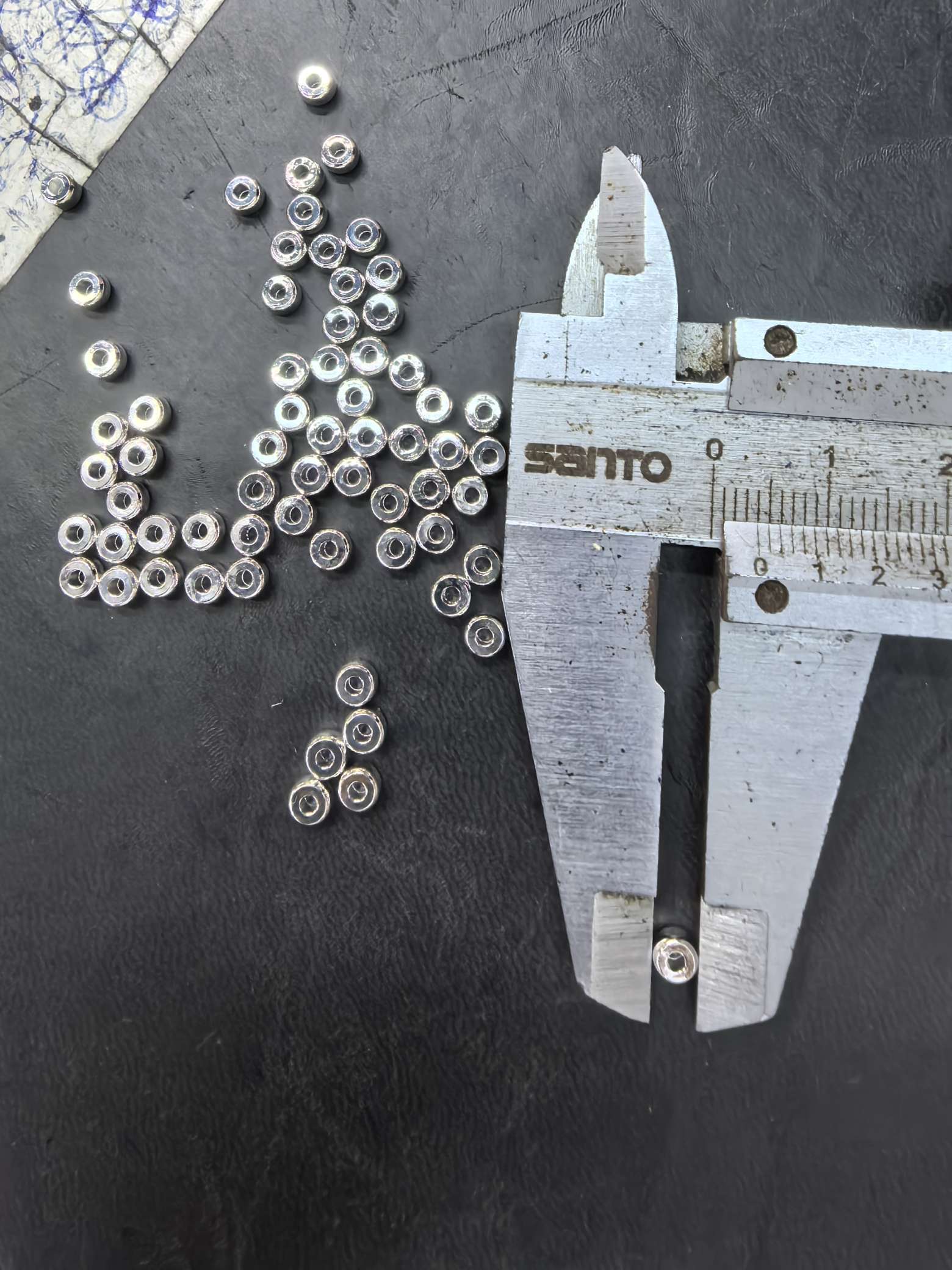 Factory direct sales of copper beads, beaded beads, thick silver electroplated jewelry accessories details Picture