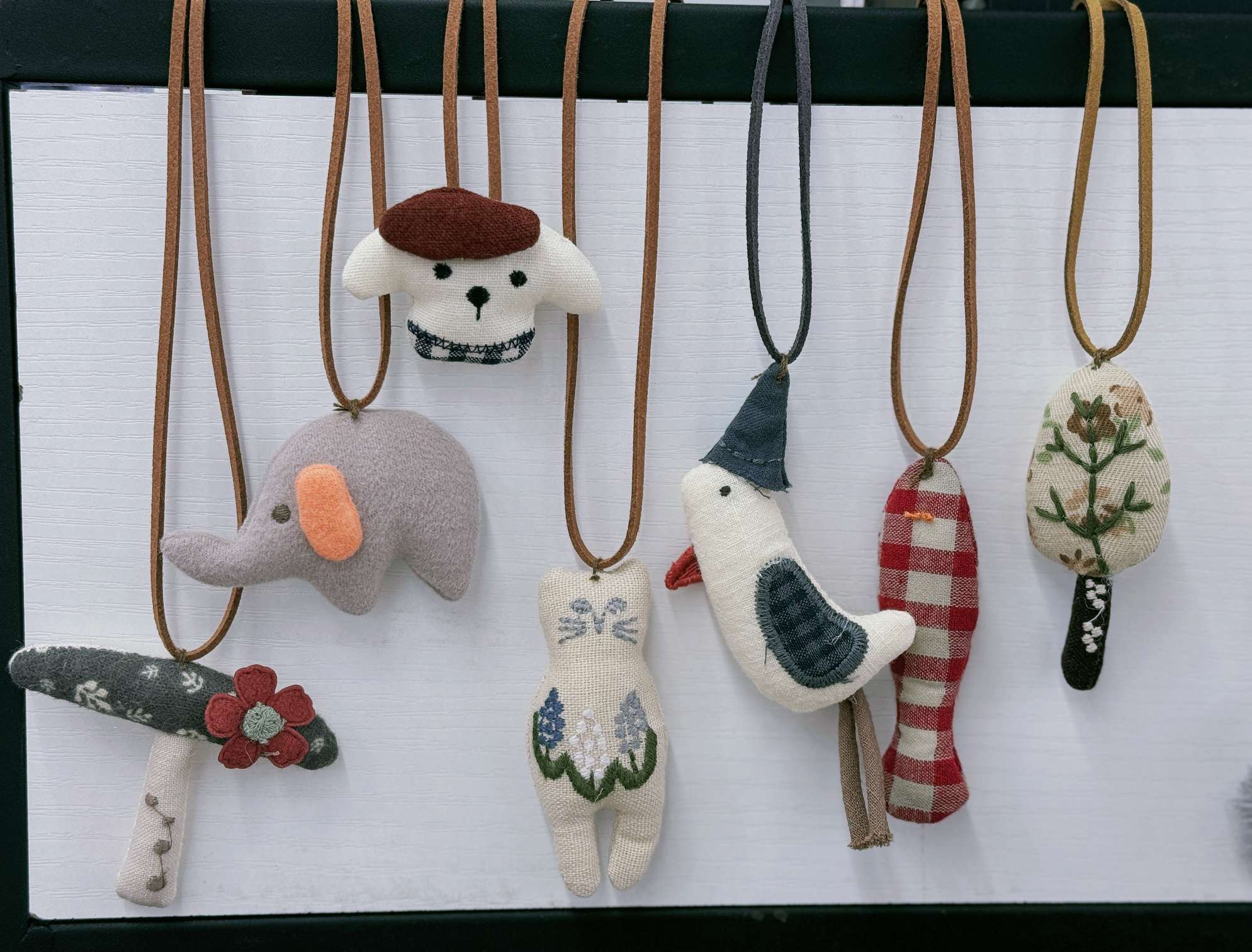 毛衣链挂件书包挂件手机链包包挂件挂件毛绒图