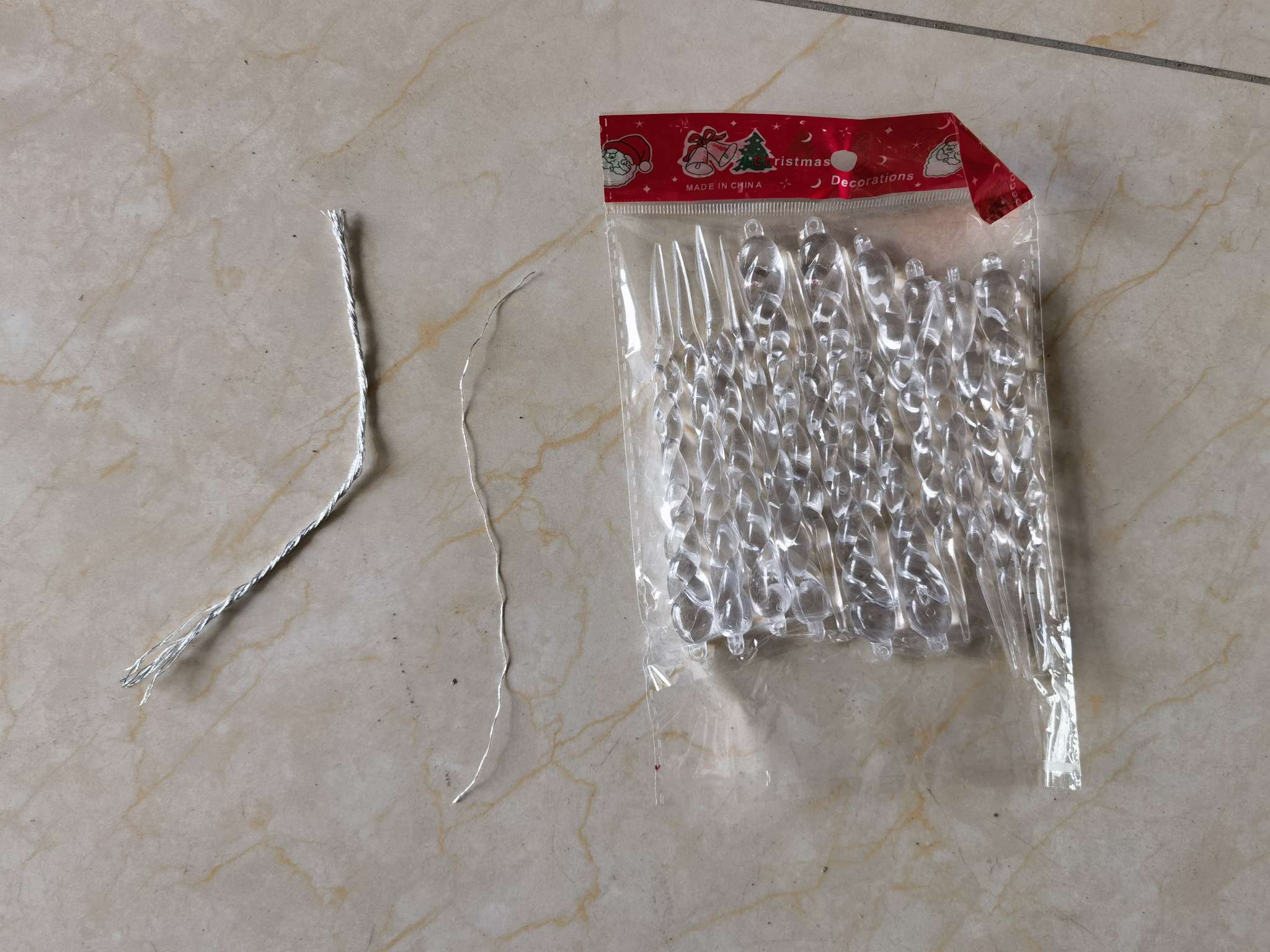 圣诞节文化办公用品 圣诞装饰品套装 圣诞配件节日气氛布置装饰品，亚克力冰条圣诞装饰品圣诞配件细节图