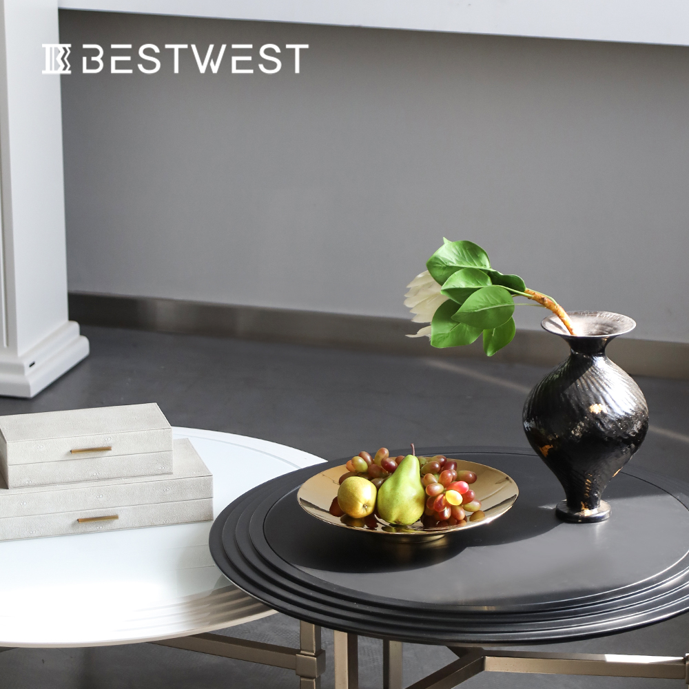Fashionable home decor items such as tabletops, wine cabinets, vases, and ceramic, glass, and resin are all available Application Scenario