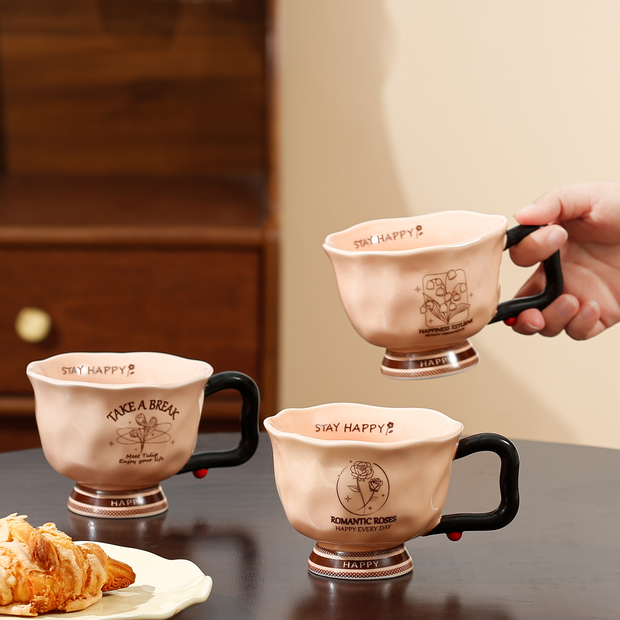 创意字母咖啡杯陶瓷杯高颜值女生早餐杯伴手礼爆款咖啡杯详情4