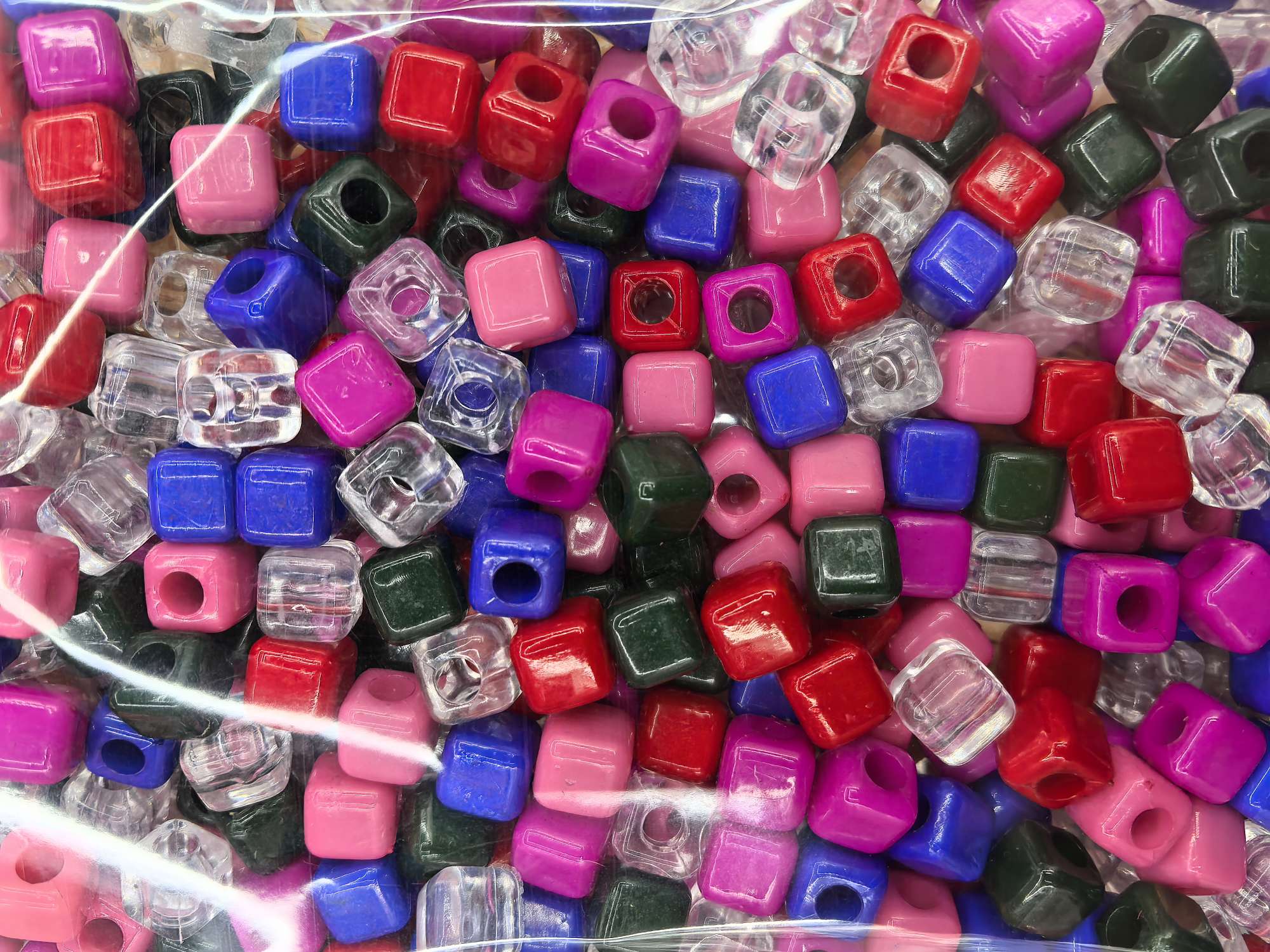 Jewelry accessories, plastic beads, acrylic details Picture