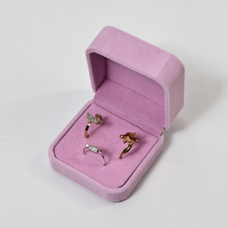 Hot-selling velvet fabric and metal decoration jewelry storage box, jewelry store gold store decoration box, Valentine's Day and Mother's Day ring box, pendant box, bracelet box, bracelet box, jewelry packaging box, jewelry packaging box, jewelry box, women's European-style jewelry box Item Picture