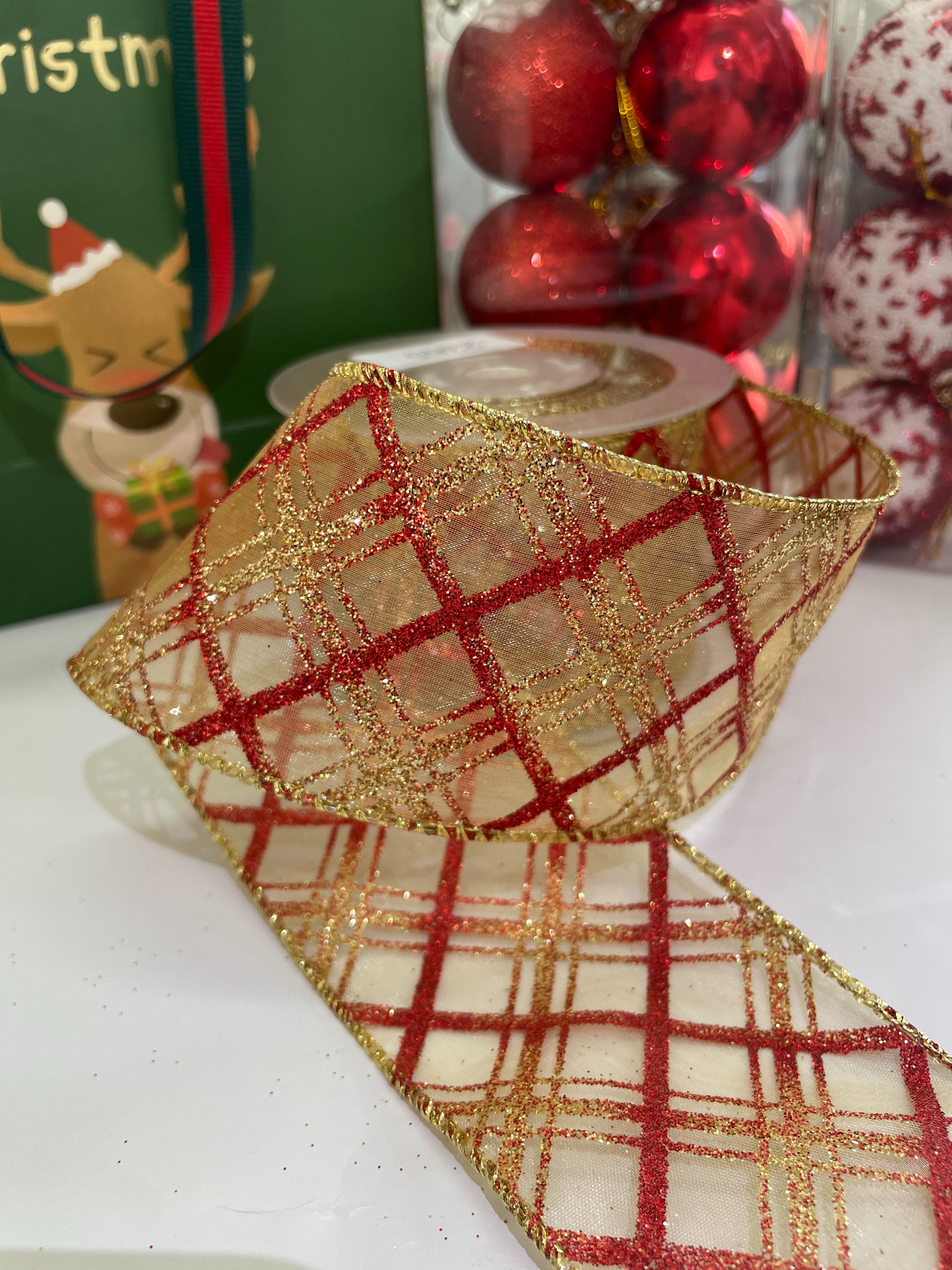 货号：2365圣诞礼品包装装饰DIY珍珠纱红葱金葱斜纹格圣诞铁线带6.3cm详情3