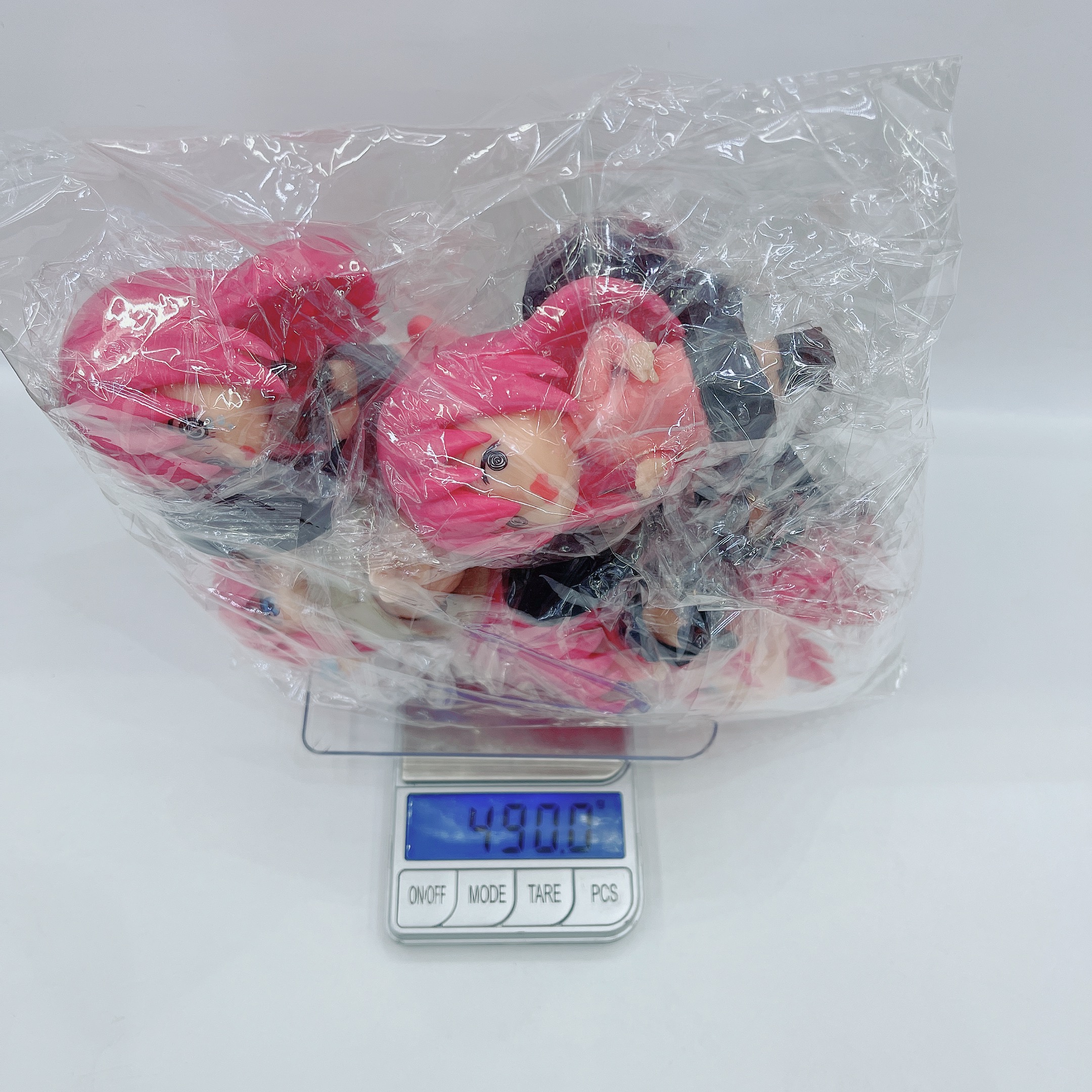 Wholesale of lonely rock figurines by Kazuri Goto, Izumi Hikari, and Ryo Yamada, as well as anime desktop car accessories details Picture