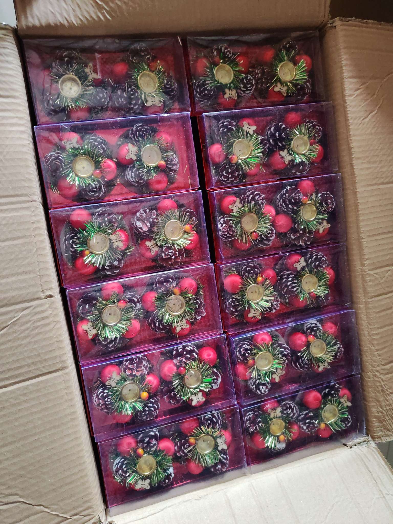 圣诞用品装饰品圣诞烛台场景装饰松果烛台丝球烛台新款时尚圣诞烛台白底实物图