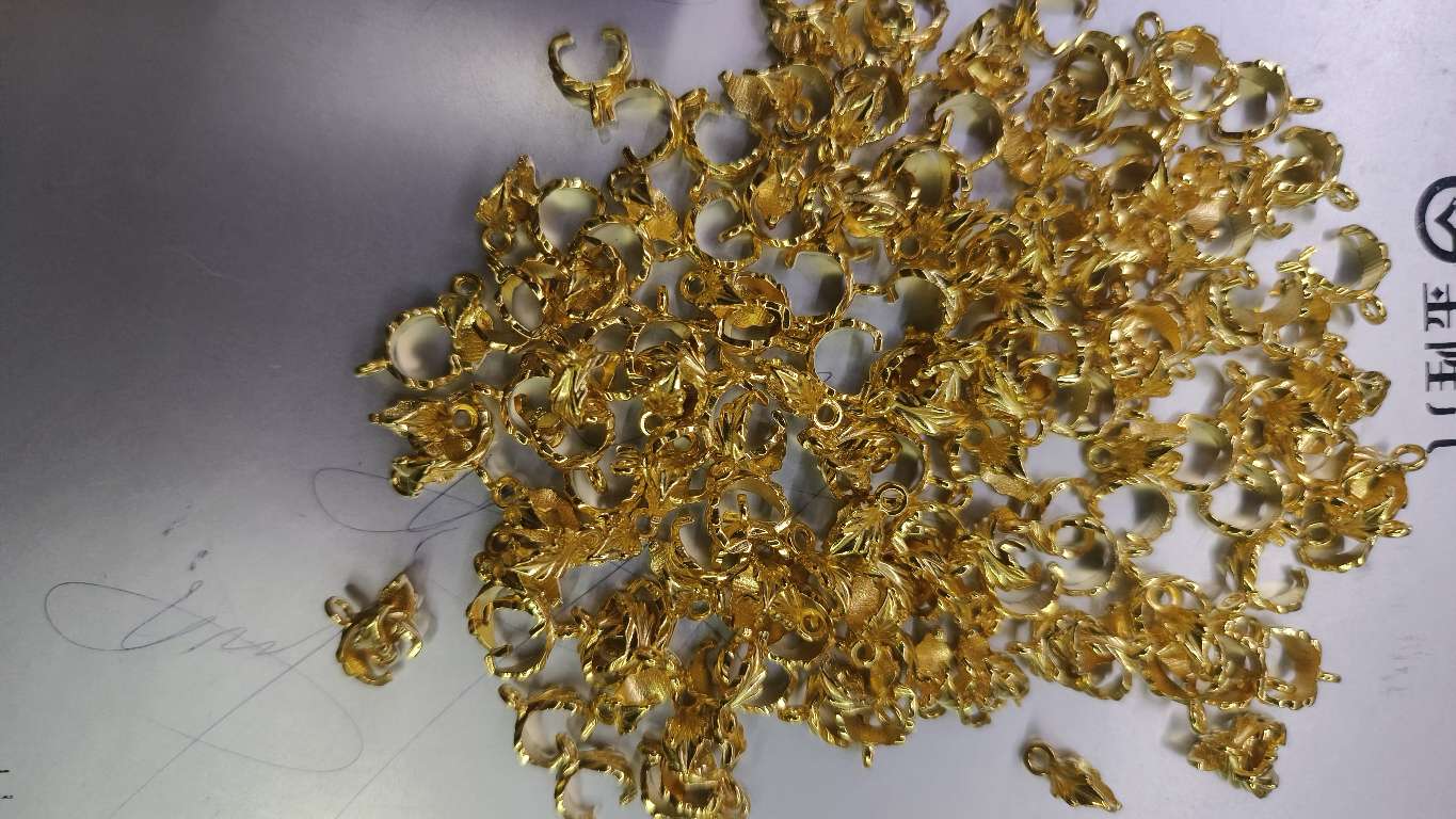 合金吊坠扣 挂坠扣 项链扣子 多色吊坠扣 枫叶吊坠扣详情图4