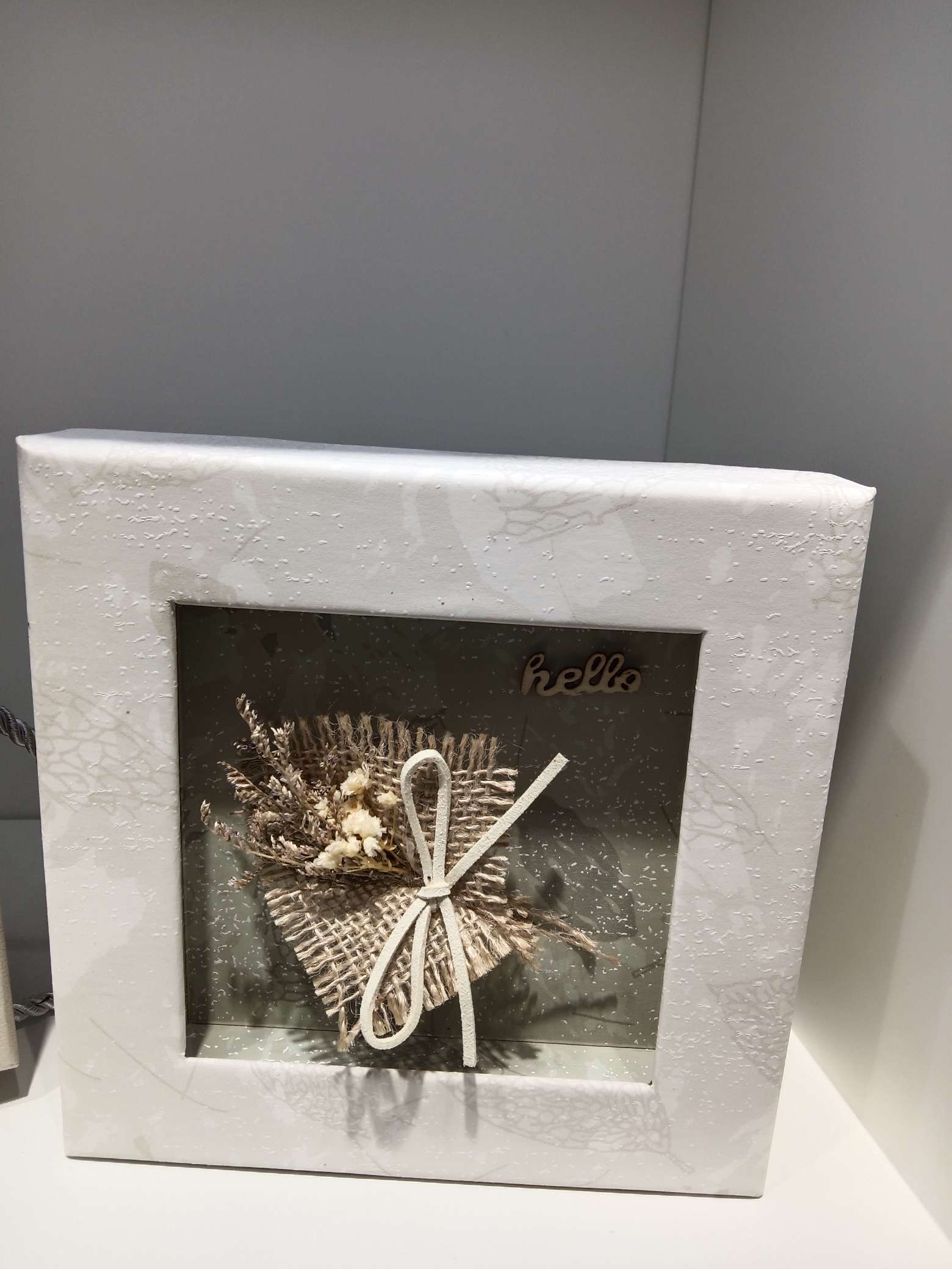 European-style jewelry packaging box, high-end ladies' accessory packaging gift box, hairpin special plastic card, with a fashionable jewelry box and decorative storage details Picture