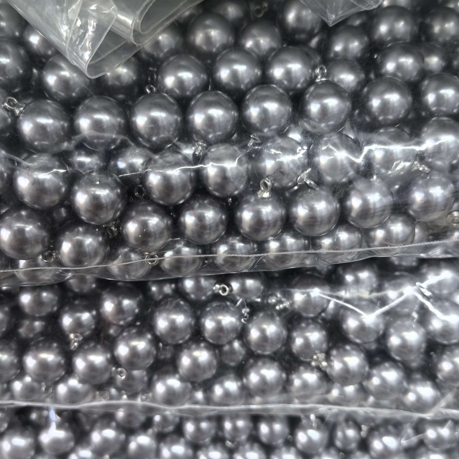 A complete set of jewelry accessories, including copper beads, soft clay alloy resin accessories, DIY handcrafted materials, bracelets, necklaces, earrings, high-gloss imitation pearl round bead pendants, diy handcrafted materials, fashionable earrings, necklaces and ornaments Item Picture