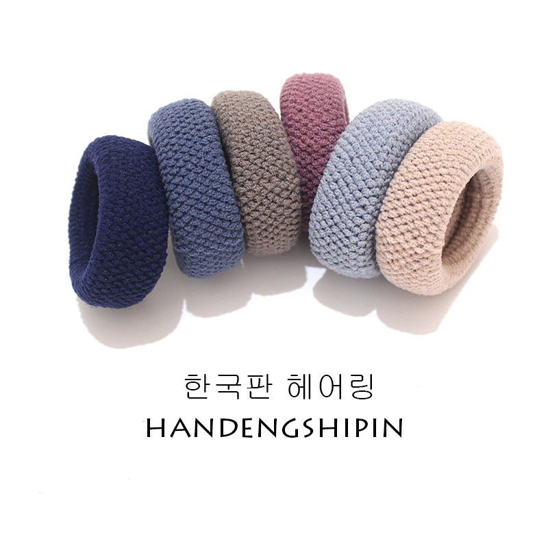 Korean popular hair accessories, hair ties, leather bands, hair bands and headwear are bestsellers