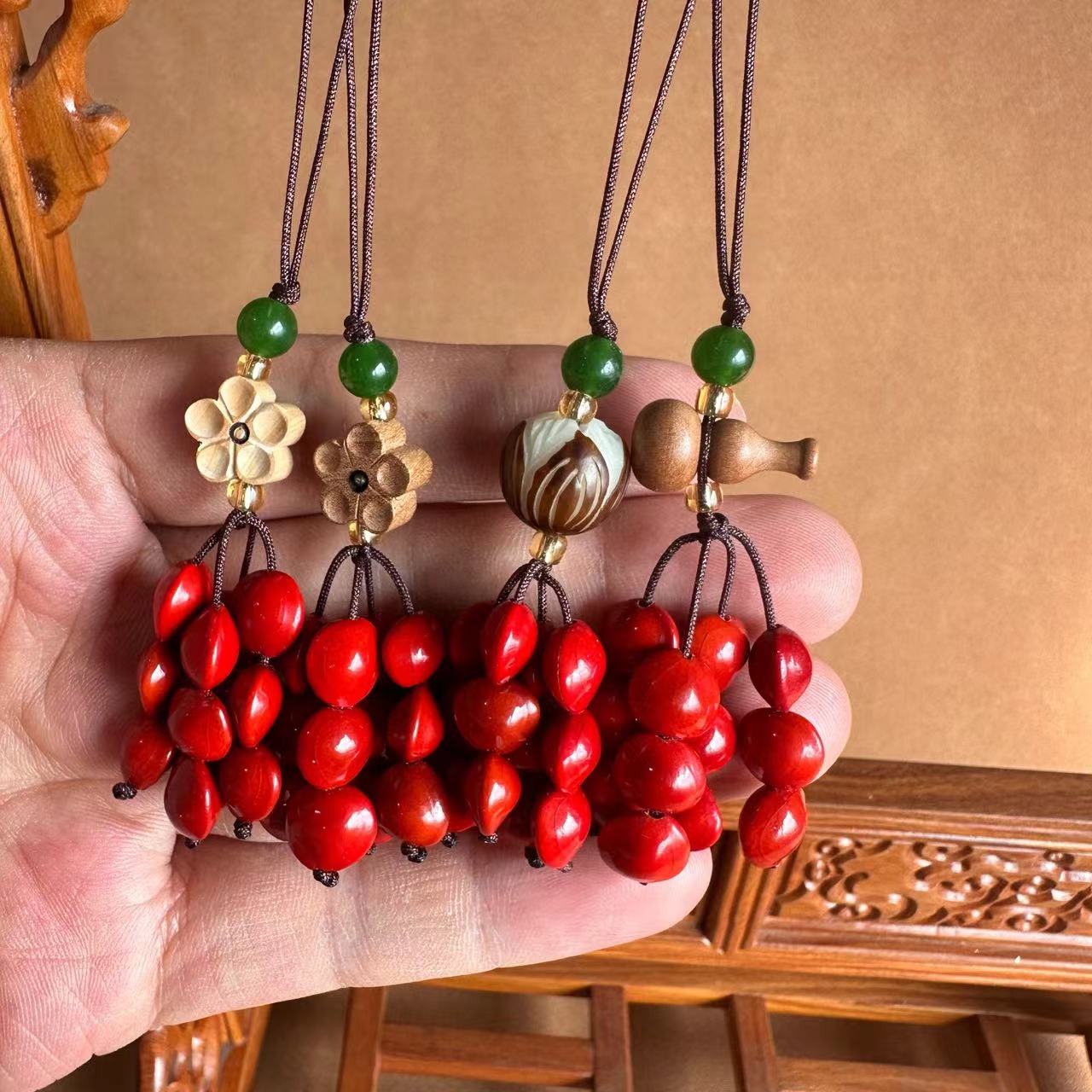 相思豆小挂件批发红豆手机挂件菩提籽钥匙扣梳子挂件吊坠木梳流苏详情9