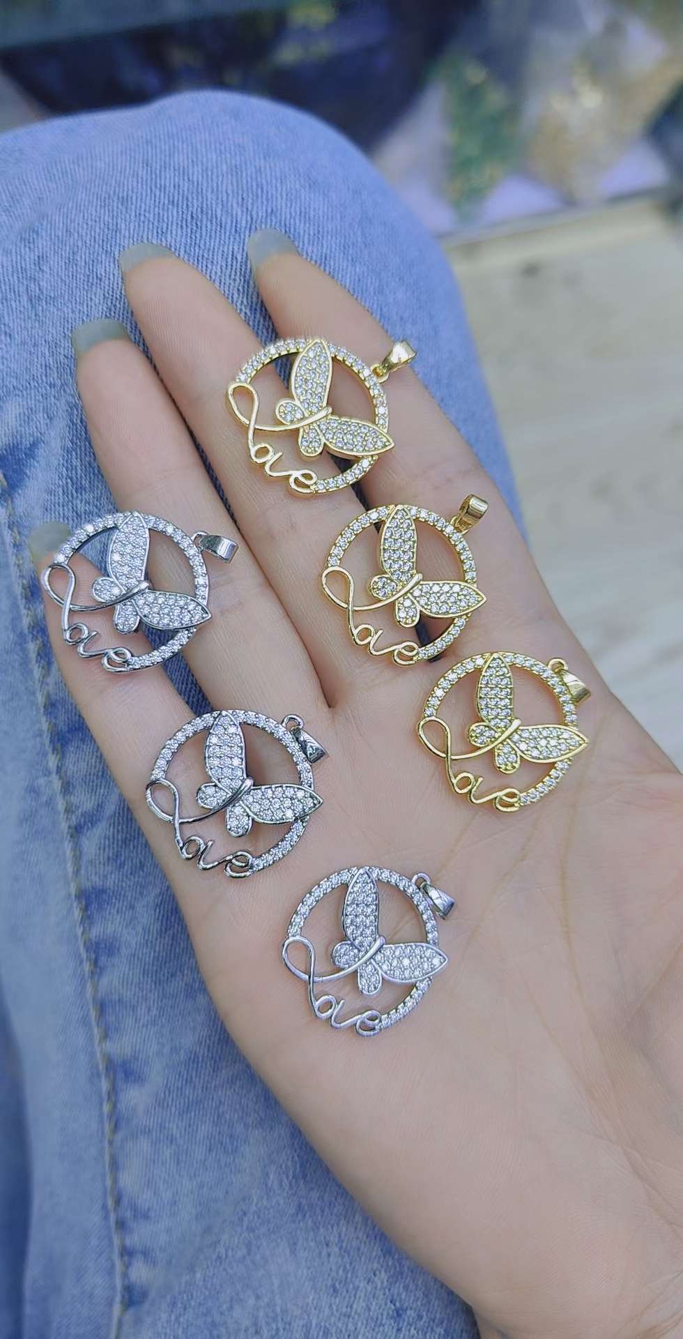 A collection of exquisite handcrafted items featuring the same retro beaded jewelry and necklaces as JJ Lin's from Genshin Impact, including twelve zodiac amber pendants