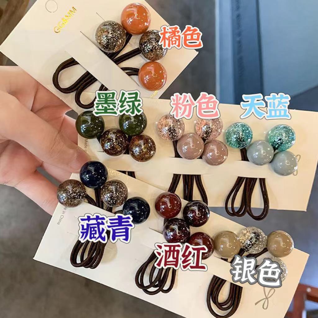 A cute student in a Korean Internet celebrity's hair circle has a hair tie with popping beads, color-blocking balls, a ball hair tie, a ponytail and a hair tie detail image 7