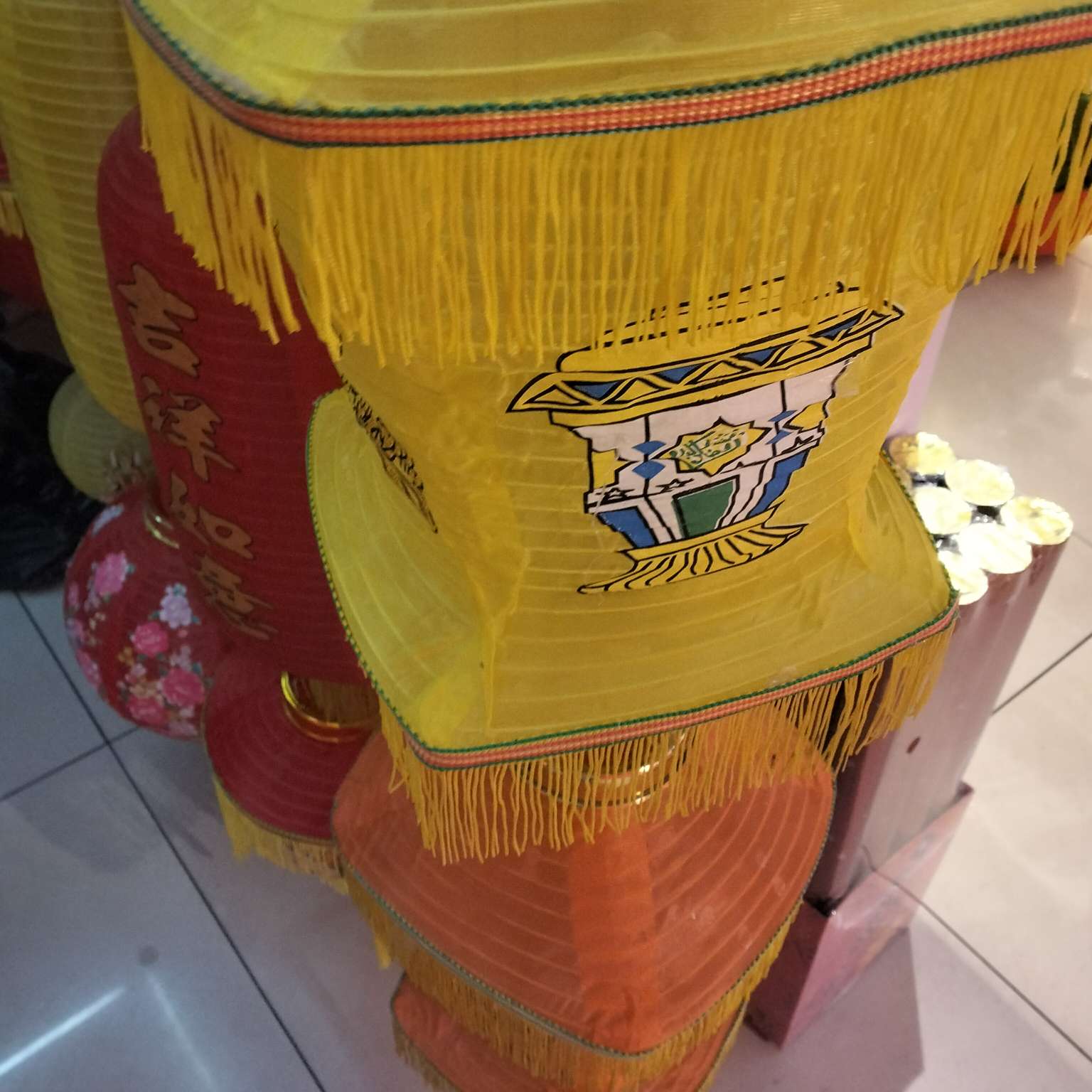 Creative handicrafts and gifts collection, plastic fabric palace lanterns, beautiful and practical decorative items, gifts, customized lamps, advertising lamps, gods, foreign trade details Picture