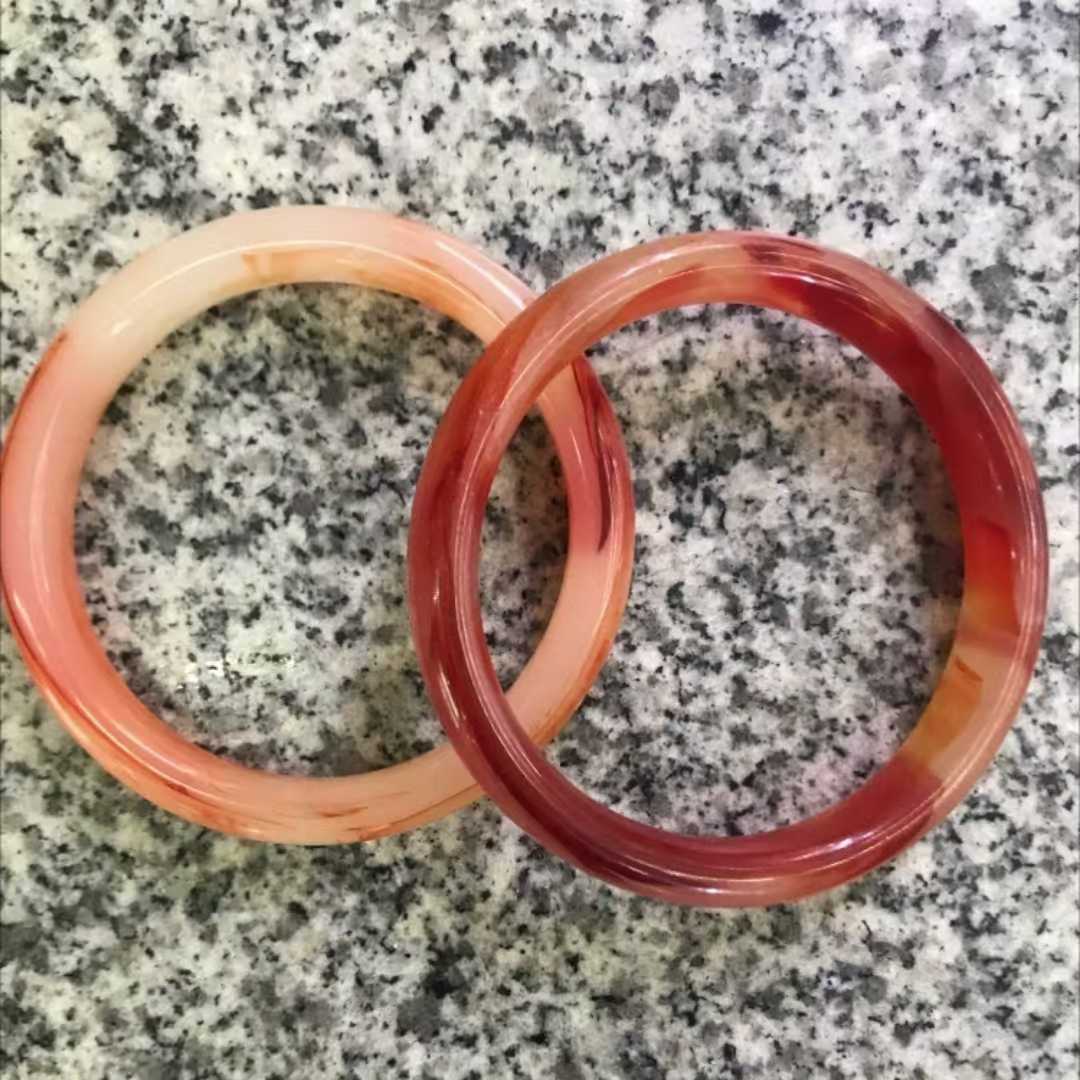 Jadeite, fine jade handicrafts, jade ornaments, smoke grinds, quartz bracelets, topaz jewelry, jade artworks collection factory direct sales, wide variety of styles, large quantities, discounts available, sample customization available, diverse samples, new styles Item Picture