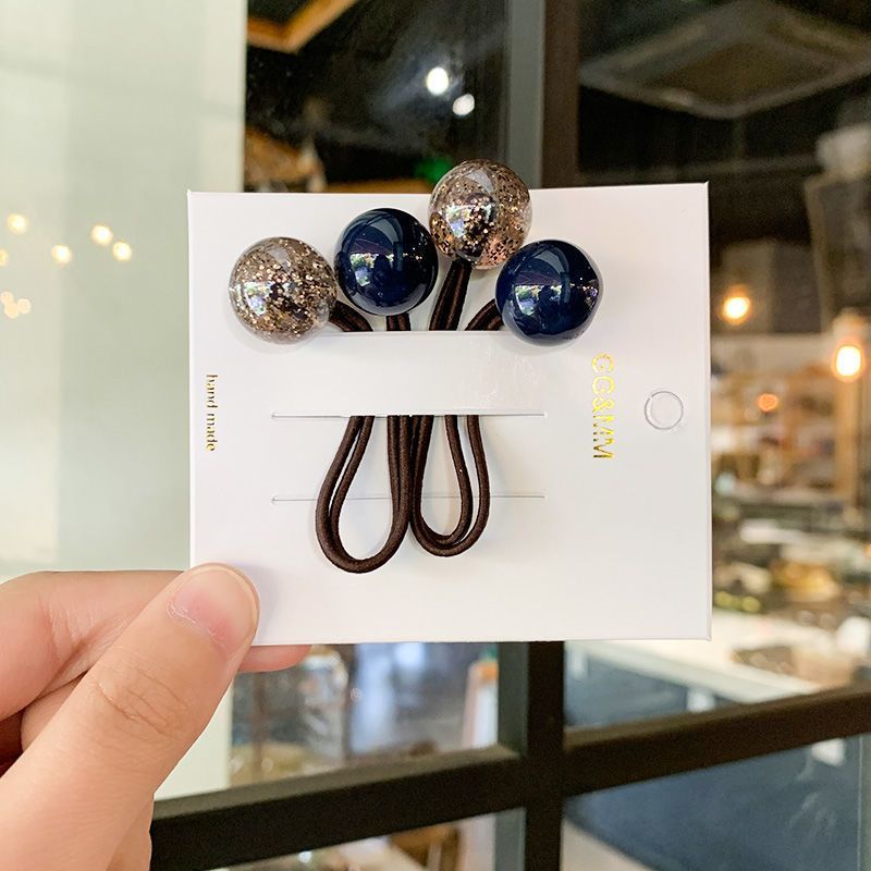 A cute student in a Korean Internet celebrity's hair circle has a hair tie with popping beads, color-blocking balls, a ball hair tie, a ponytail and a hair tie detail image 8