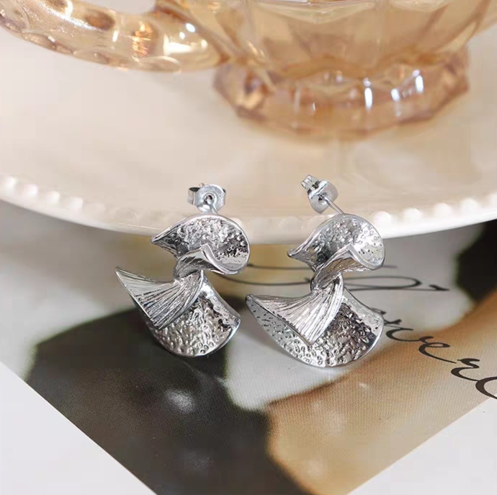 流苏耳环 铁皮耳饰 饰品女士时尚耳环款式独特 耳饰新款流行饰品耳环流苏款式产品图