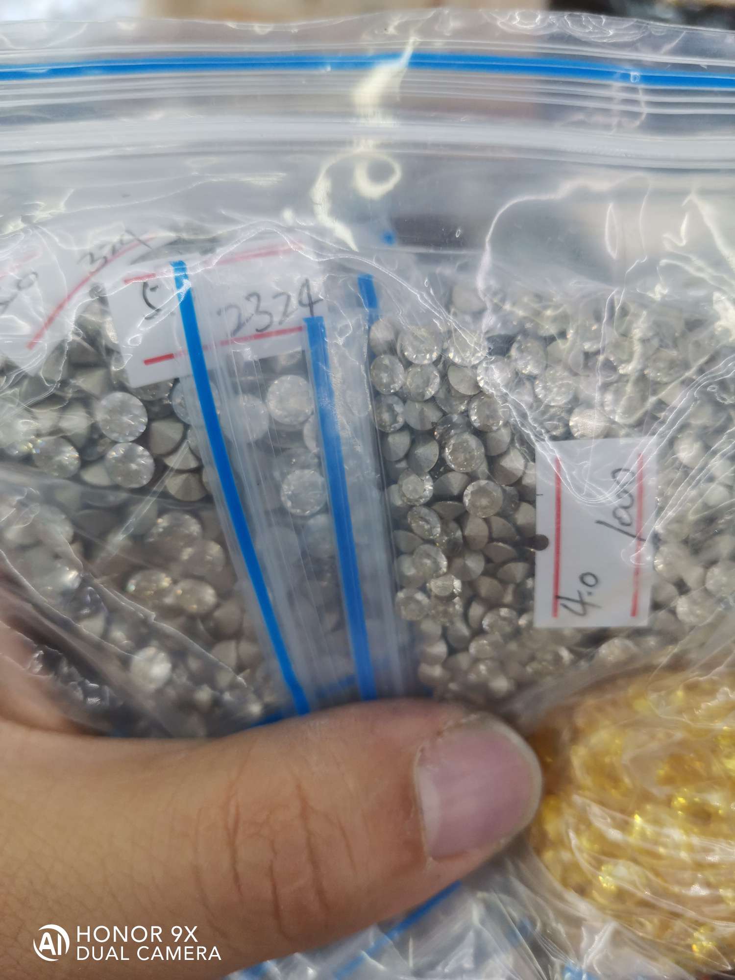Zircon jewelry accessories with a base plating