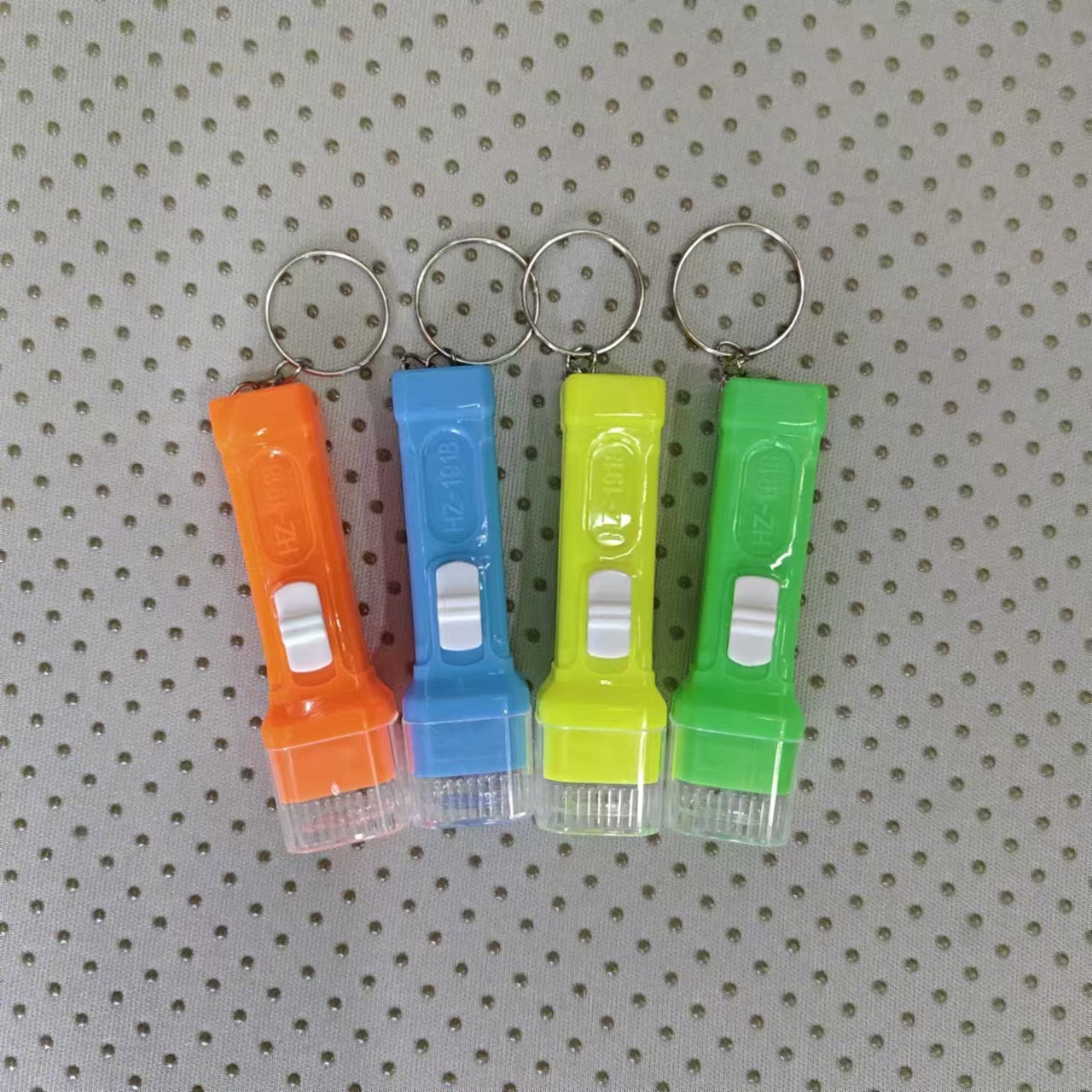 Small flashlight, luminous toy, small gift event, giving away small pendants, white lights, buttons, electronic flashlights, factory direct sales pic 7