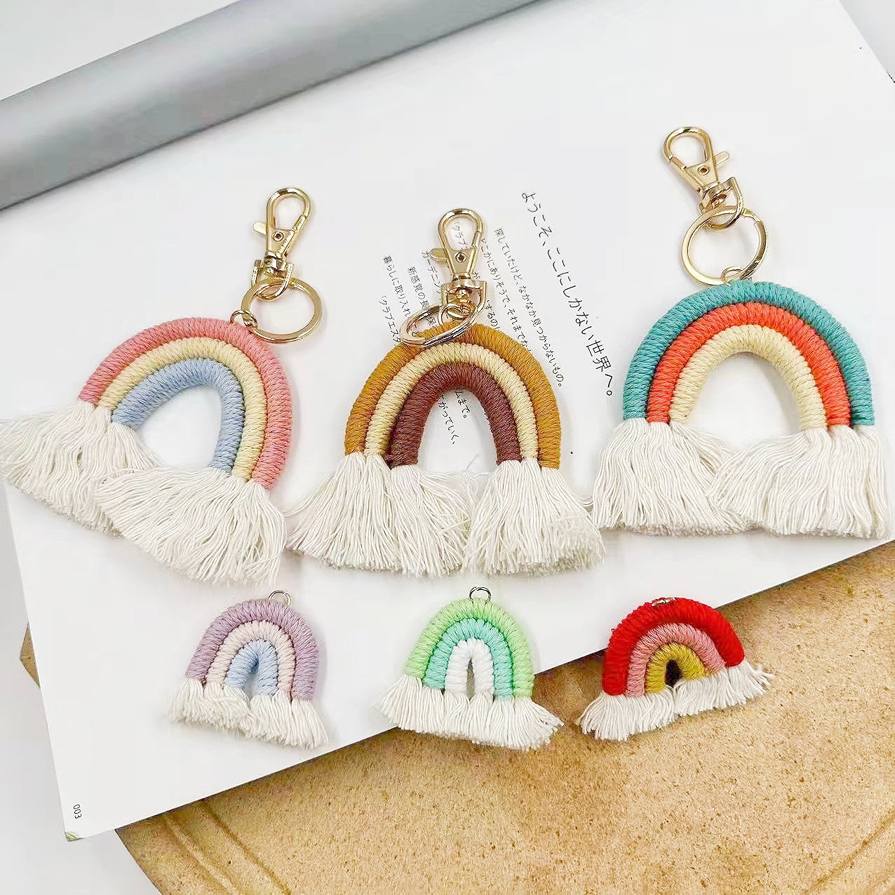 创意欧美手工编织棉绳彩虹挂件 包包流苏耳环配件 成品钥匙扣挂饰