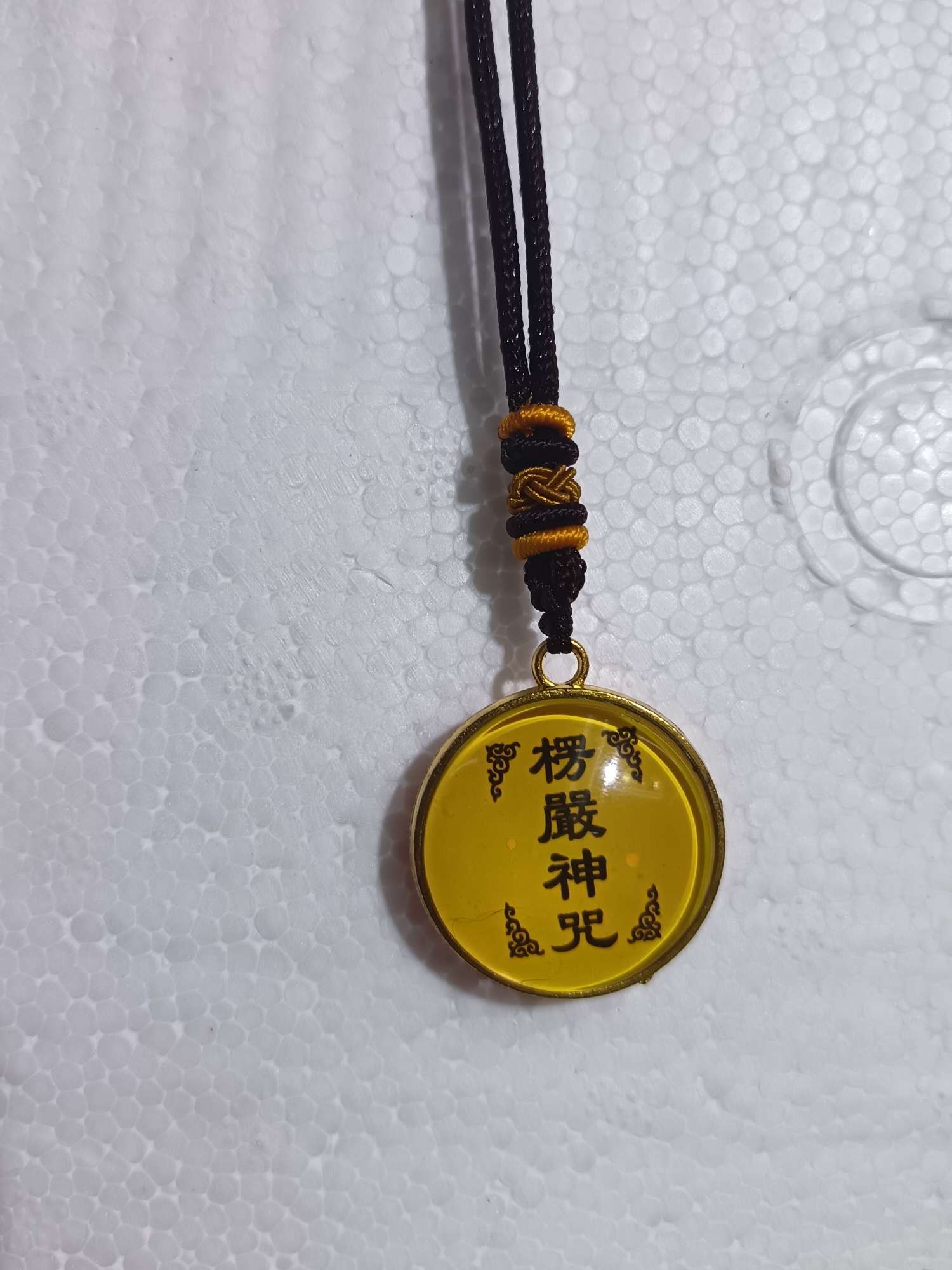 精品佛教树脂挂坠