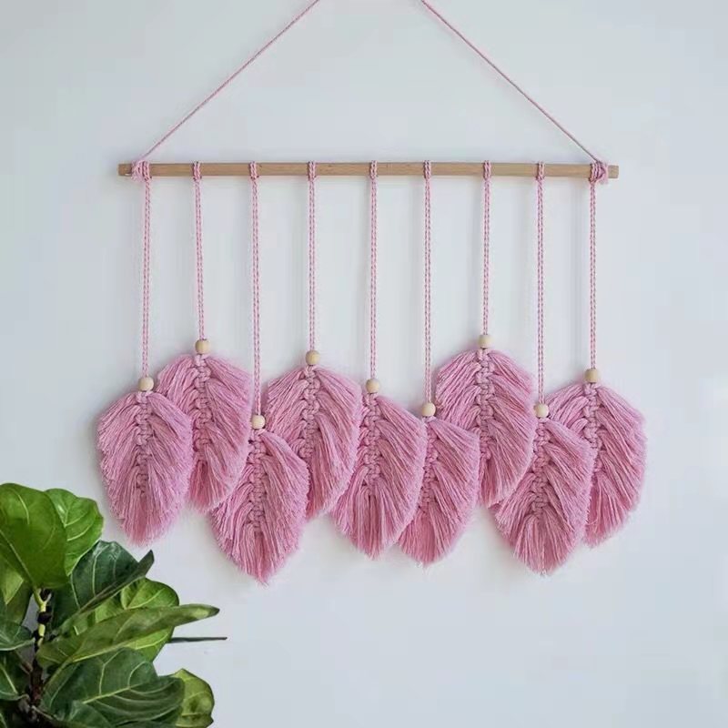 Processing Custom Ins Cross-Border Hand-Woven Leaf Tapestry Wall Decoration Soft Decoration Home Decoration Wall Hanging Feather Pendant Application Scenario