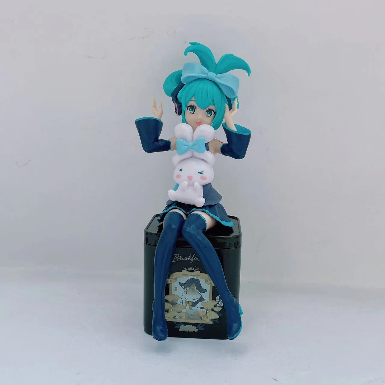 爆款初音美女手办二次元动漫 模型周边手办桌面摆件批发车载玩具手办模型