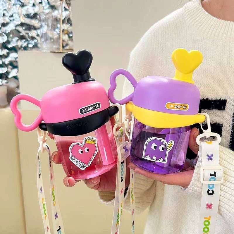 H185- Showerhead, heart-shaped plastic Cup, couple water cup, high appearance level, Straw water cup, diagon-span portable leak-proof cup, Water Cup, Children's Summer Cute Cup, Plastic Cup detail image 1